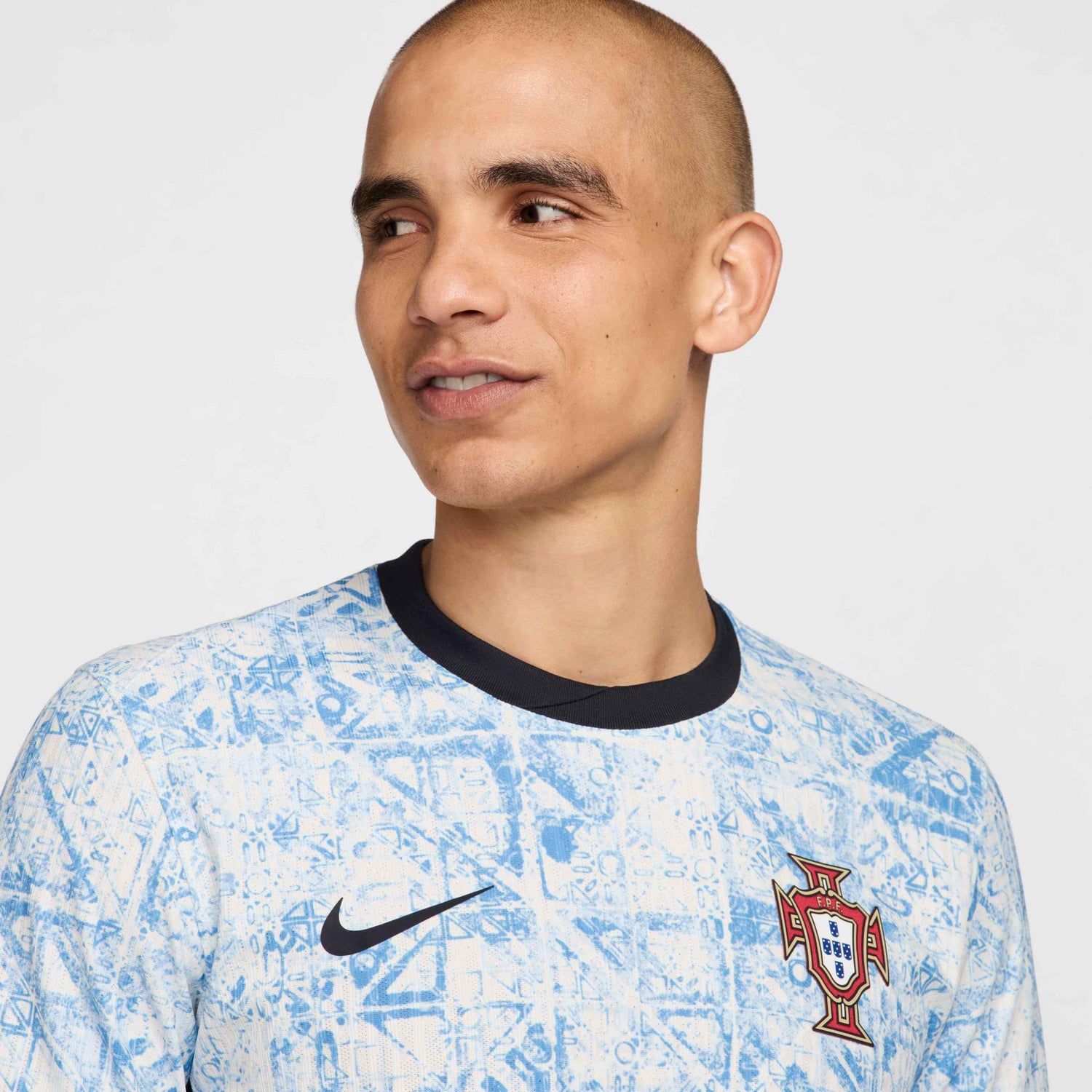 Nike 2024-25 Portugal Men's Authentic Away Jersey (Detail 1)