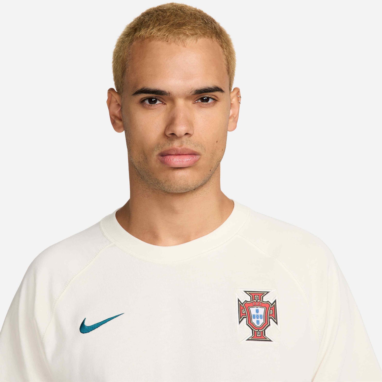 Nike 2024-25 Portugal Men's Travel T-Shirt (Detail 1)
