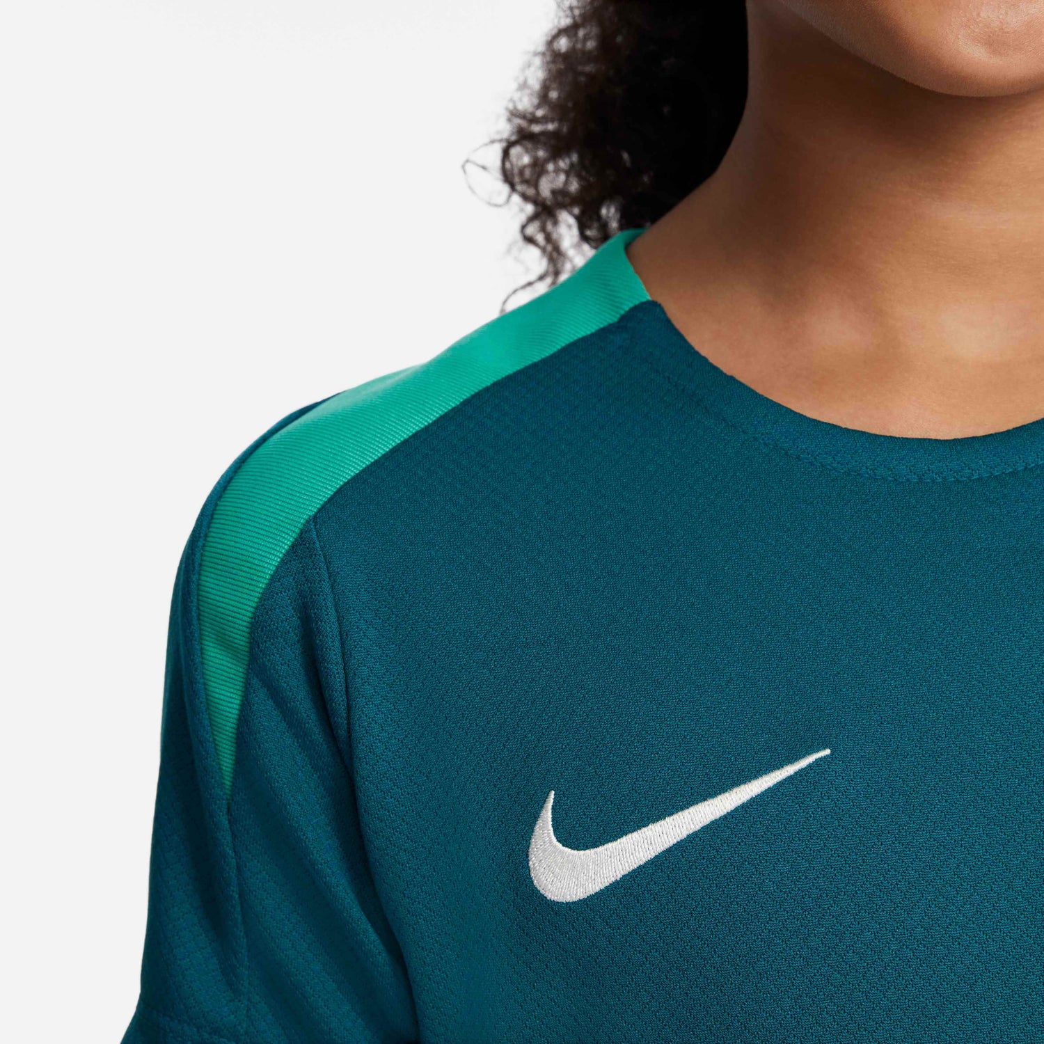 Nike 2024-25 Portugal Youth Dri-Fit Short-Sleeve Knit Top (Detail 3)