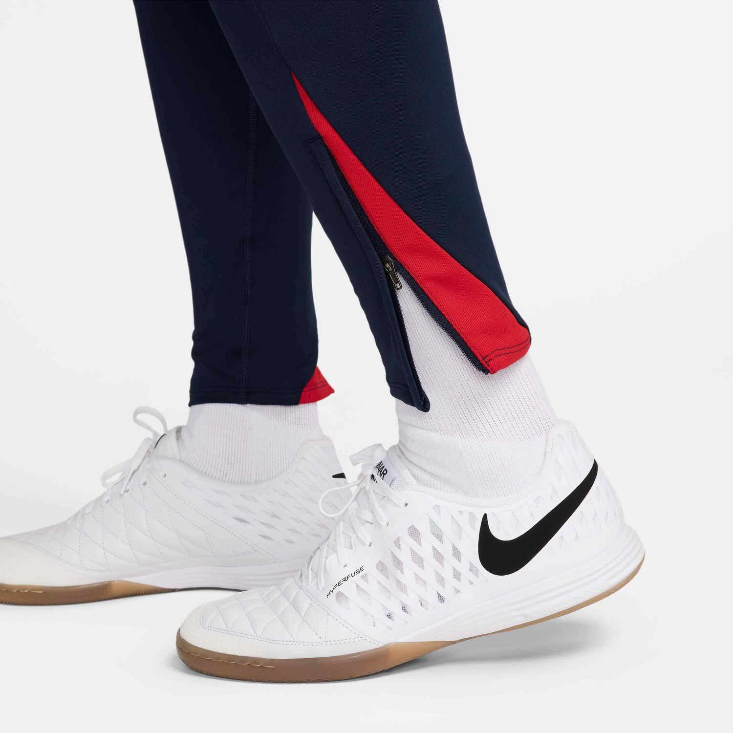 Nike 2024-25 USA Men's Dri-Fit Knit Pants (Detail 4)
