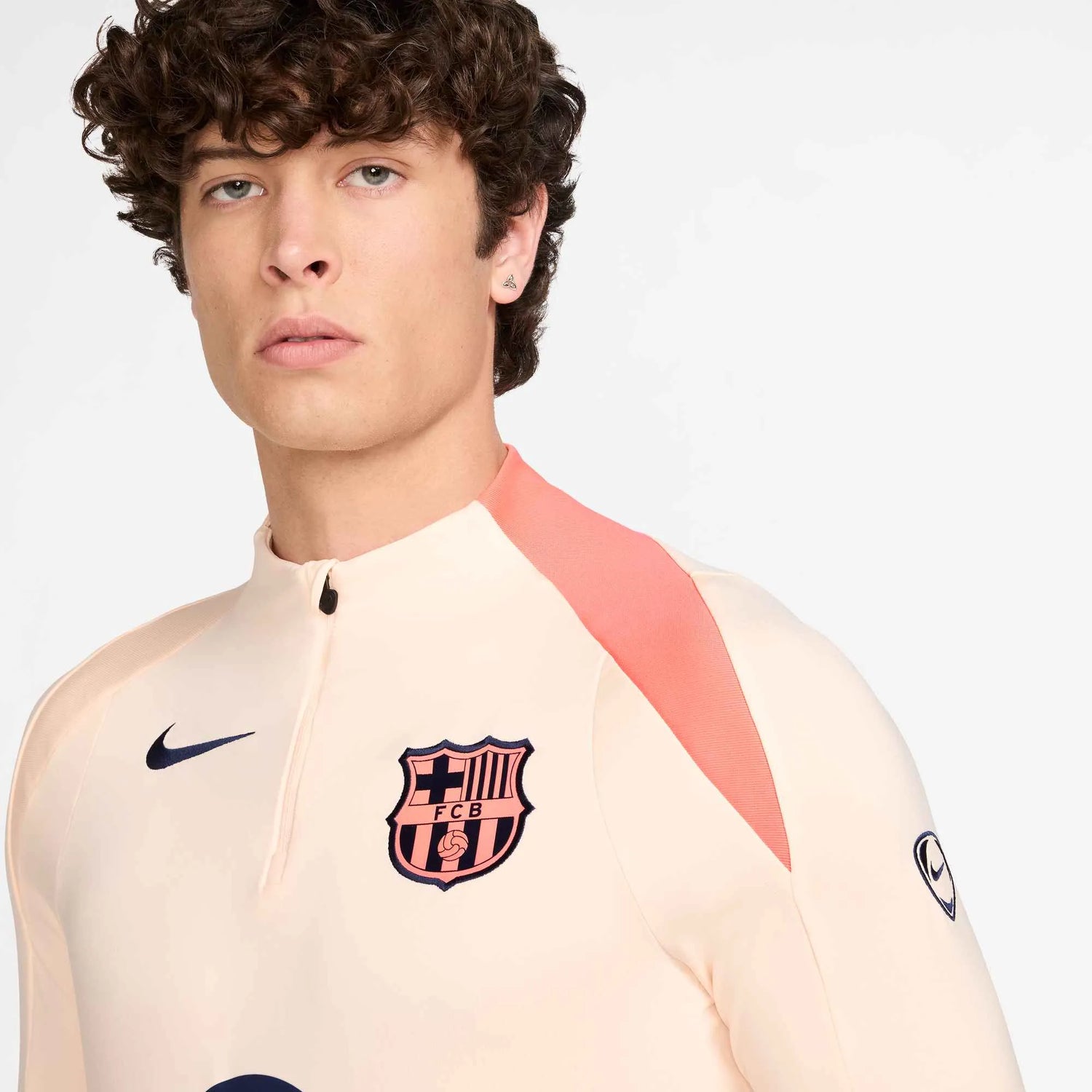 Nike 2025-26 Barcelona Men's DF Strike Top Crimson Tint/Bright Mango/Midnight Navy (Detail 1)