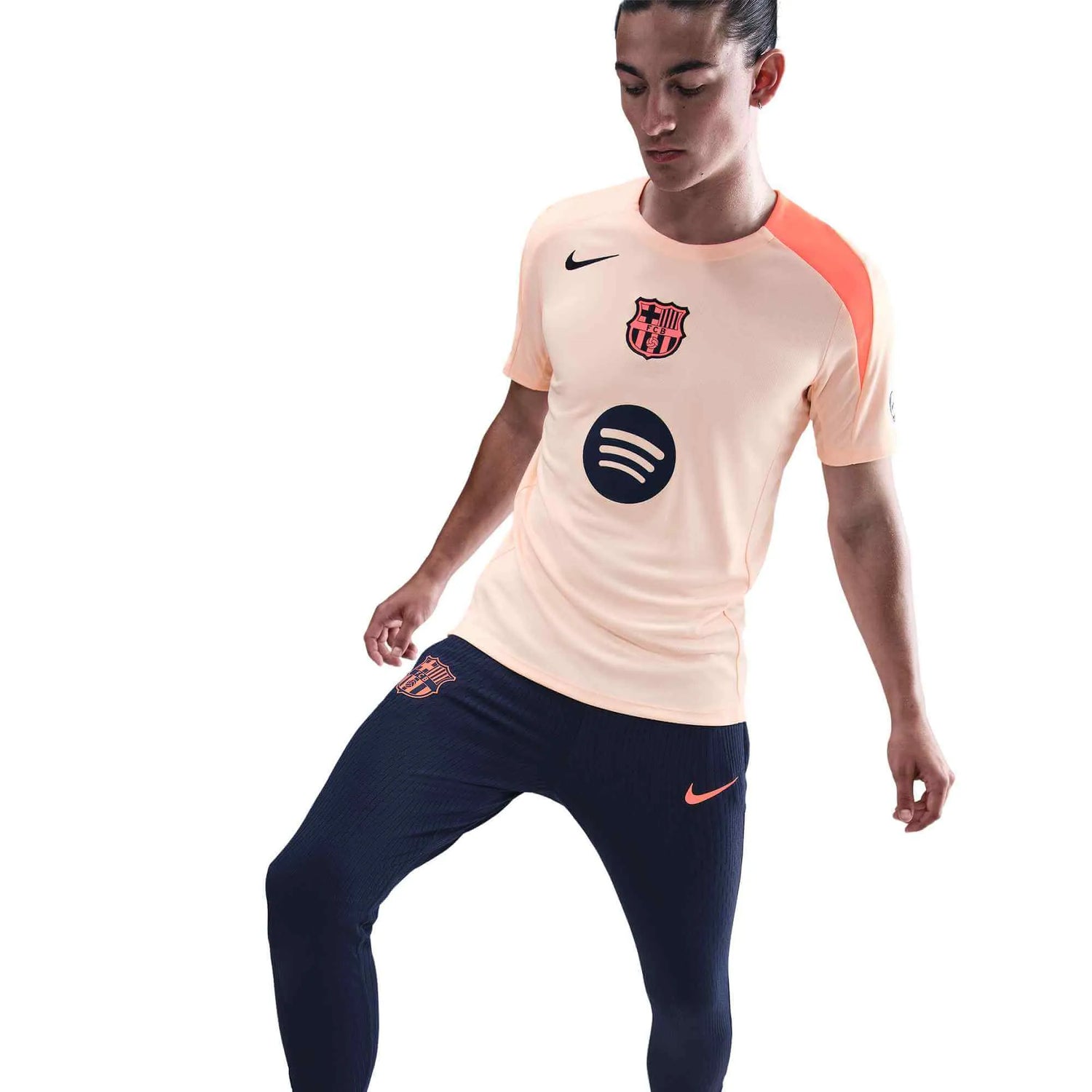 Nike 2025-26 Barcelona Men's DF Strike Top Crimson Tint/Crimson Tint/Bright Mango/Midnight Navy (Front)