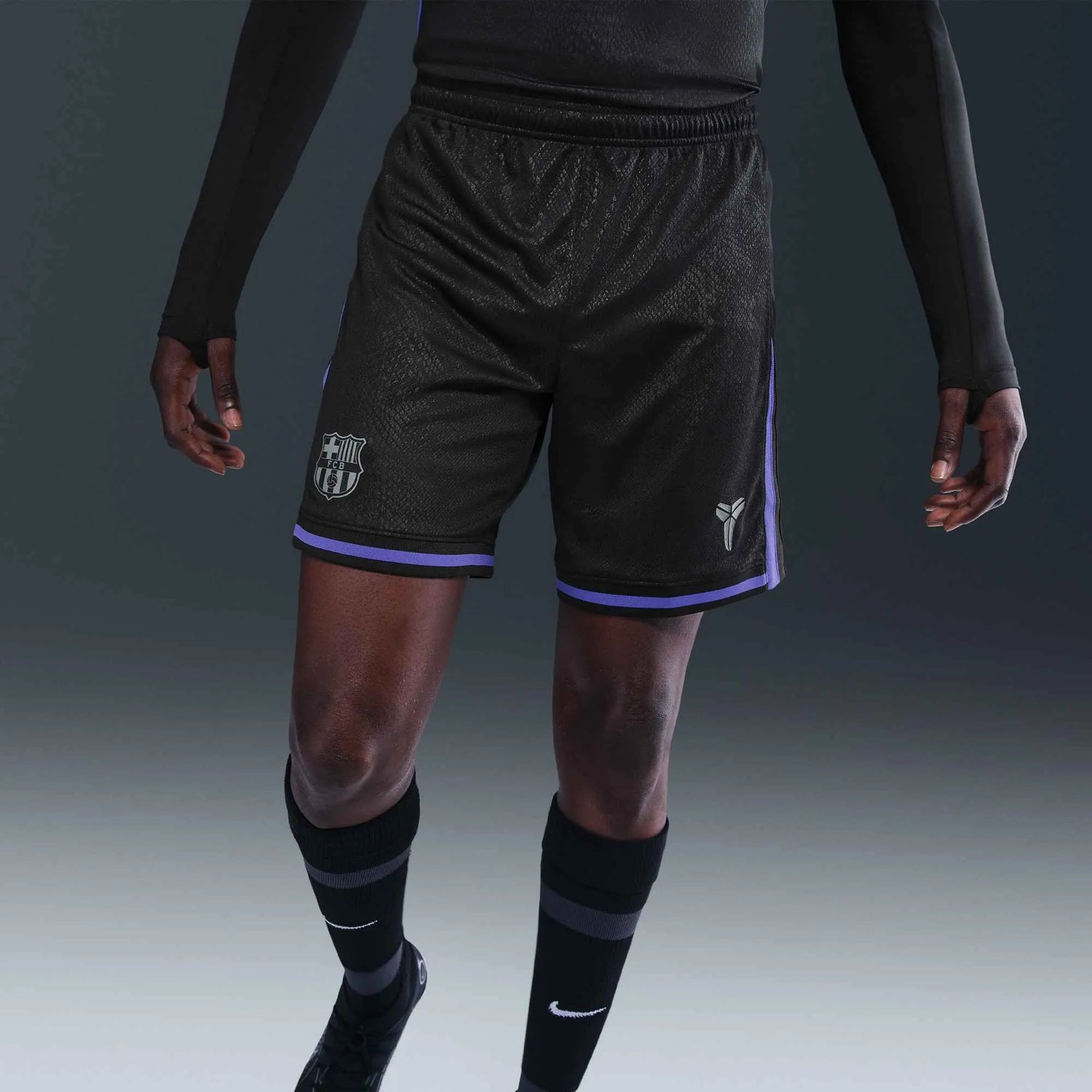 Nike 2025-26 Barcelona Men's Stadium Away Shorts (Front)