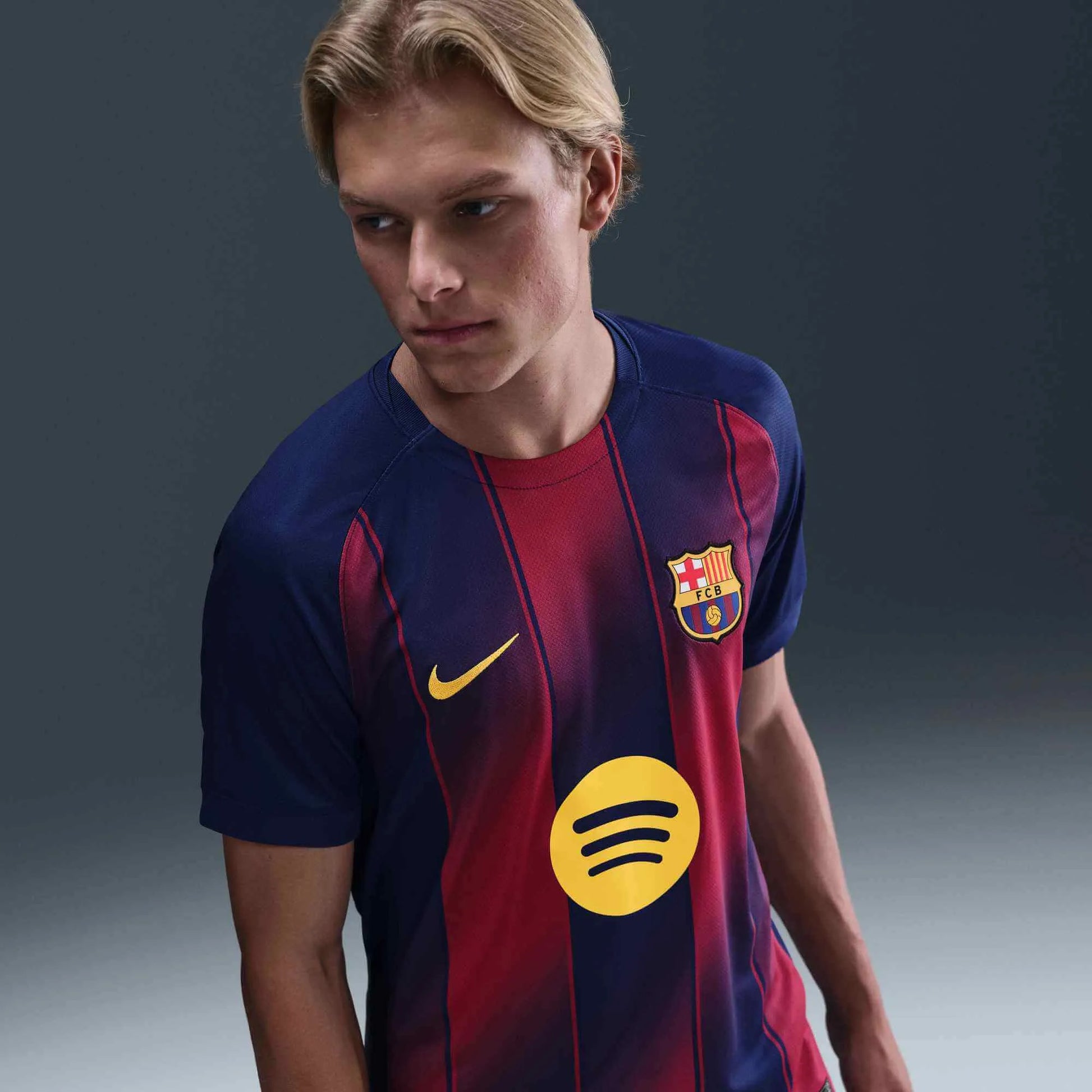 Nike 2025-26 Barcelona Men's Stadium Home Soccer Jersey (Detail 1)