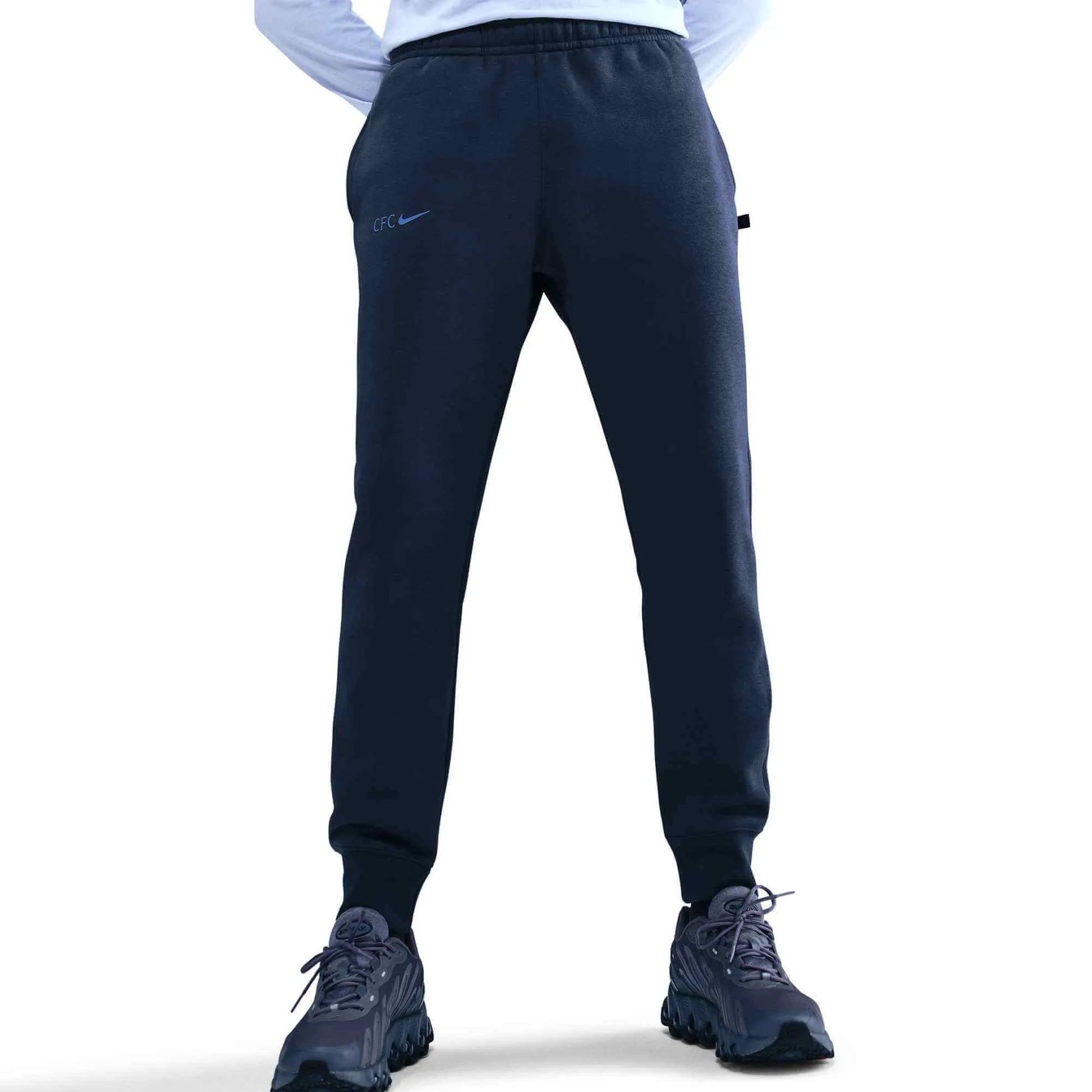Nike 2025-26 Chelsea Men's Club Jogger (Front)
