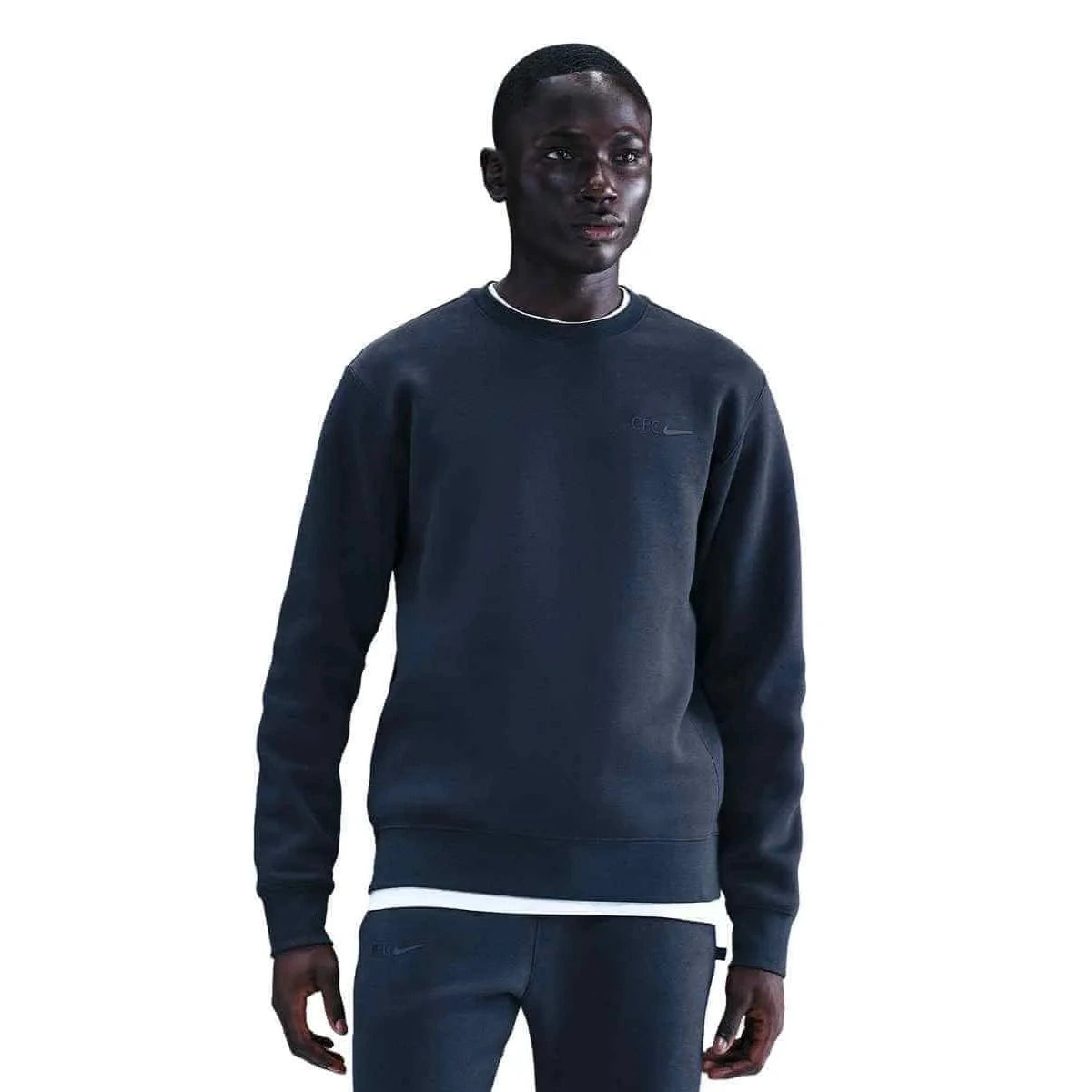 Nike 2025-26 Chelsea Men's Crewneck Sweater (Model - Front)