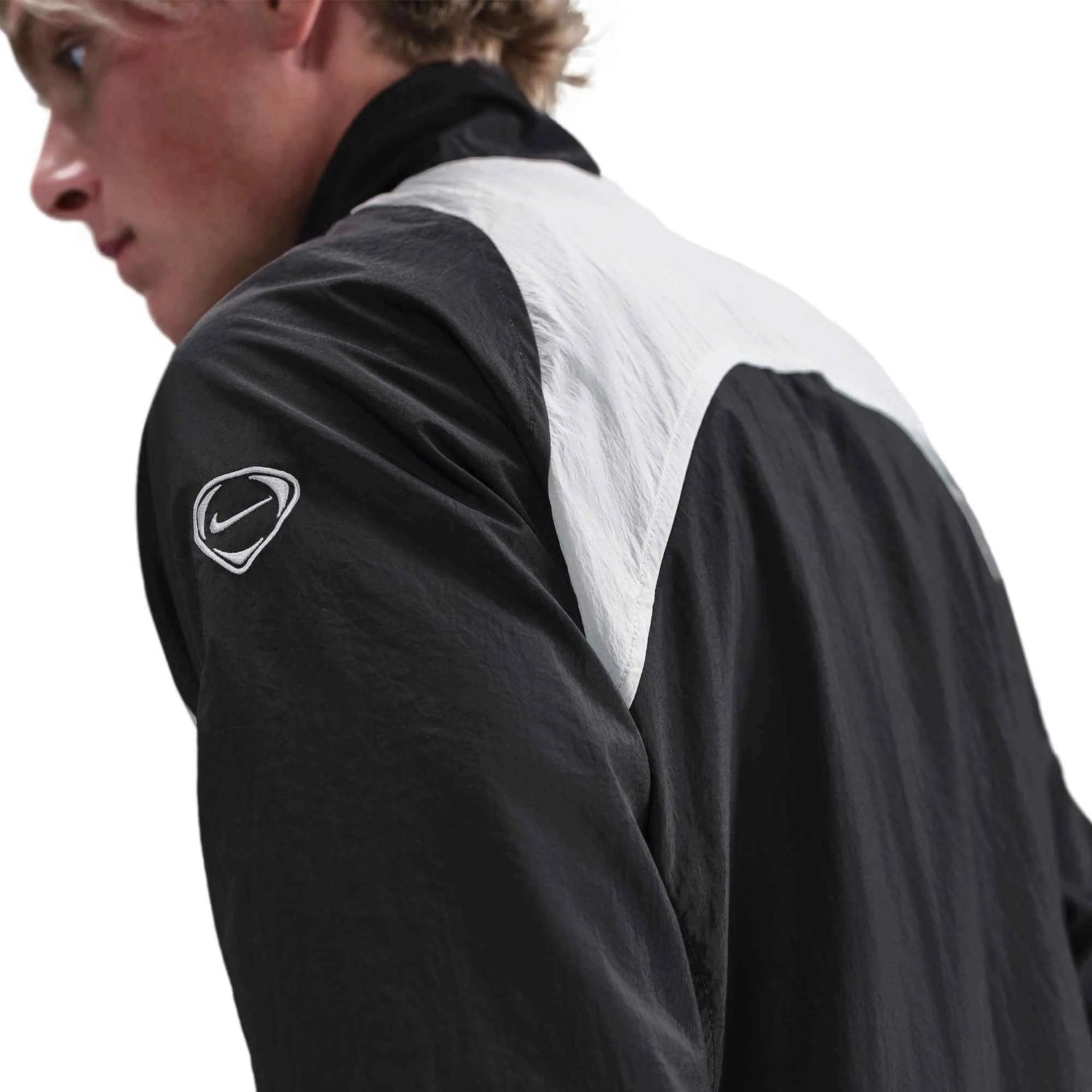 Nike 2025-26 Chelsea Men's T90 Track Jacket (Back)