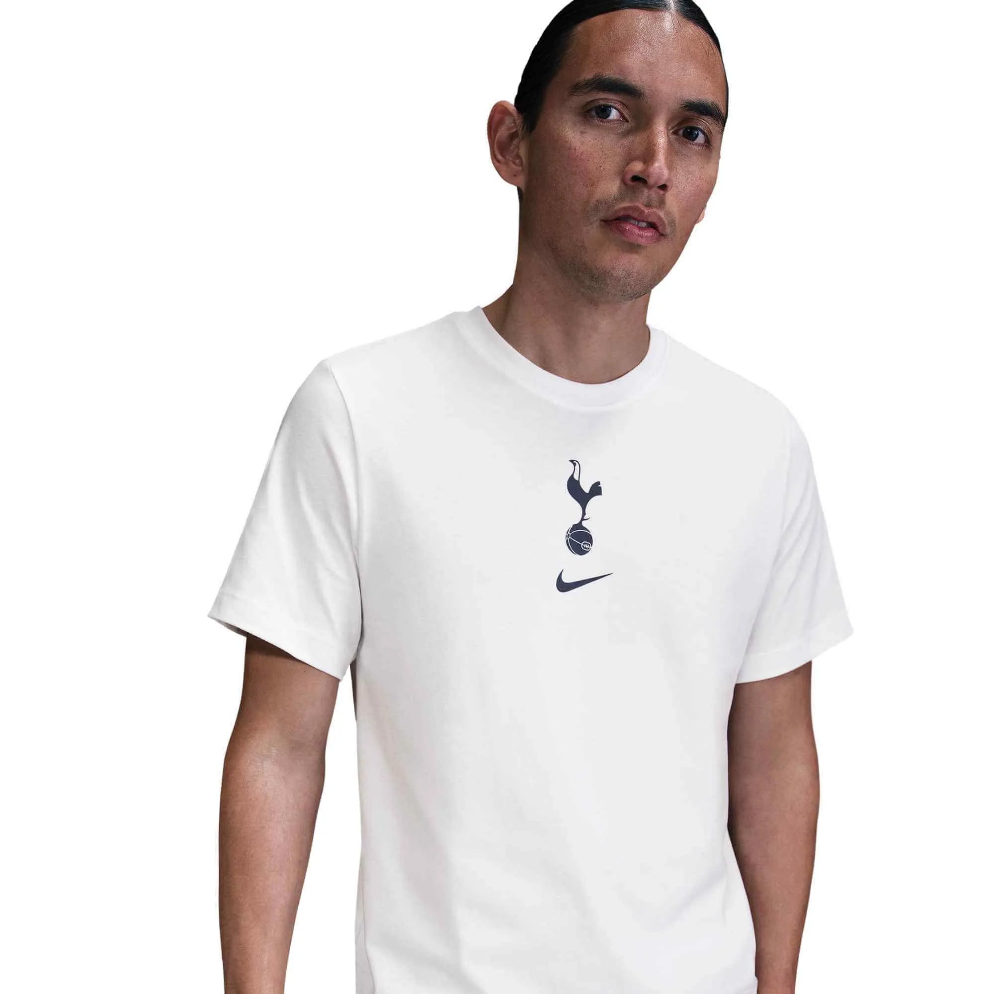 Nike 2025-26 Tottenham Men's Crest Tee (Detail 1)
