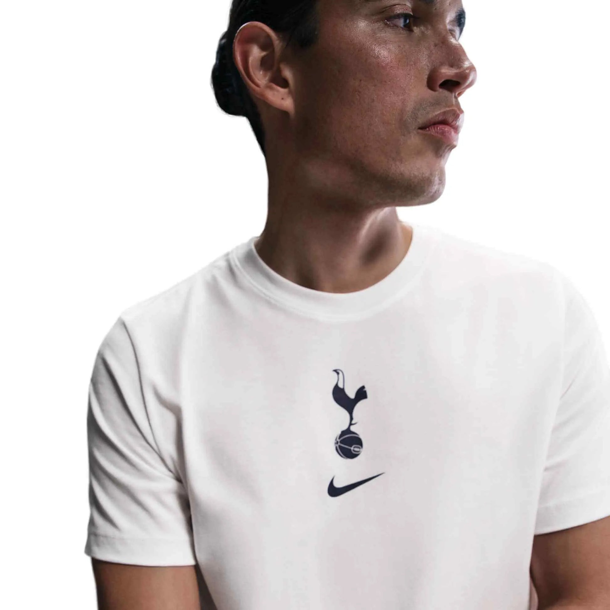 Nike 2025-26 Tottenham Men's Crest Tee (Detail 2)