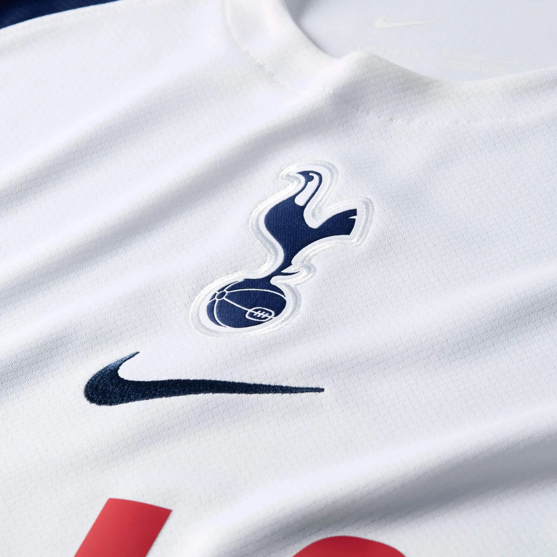 Nike 2025-26 Tottenham Men's Stadium Home Long-Sleeve Soccer Jersey (Detail 4)