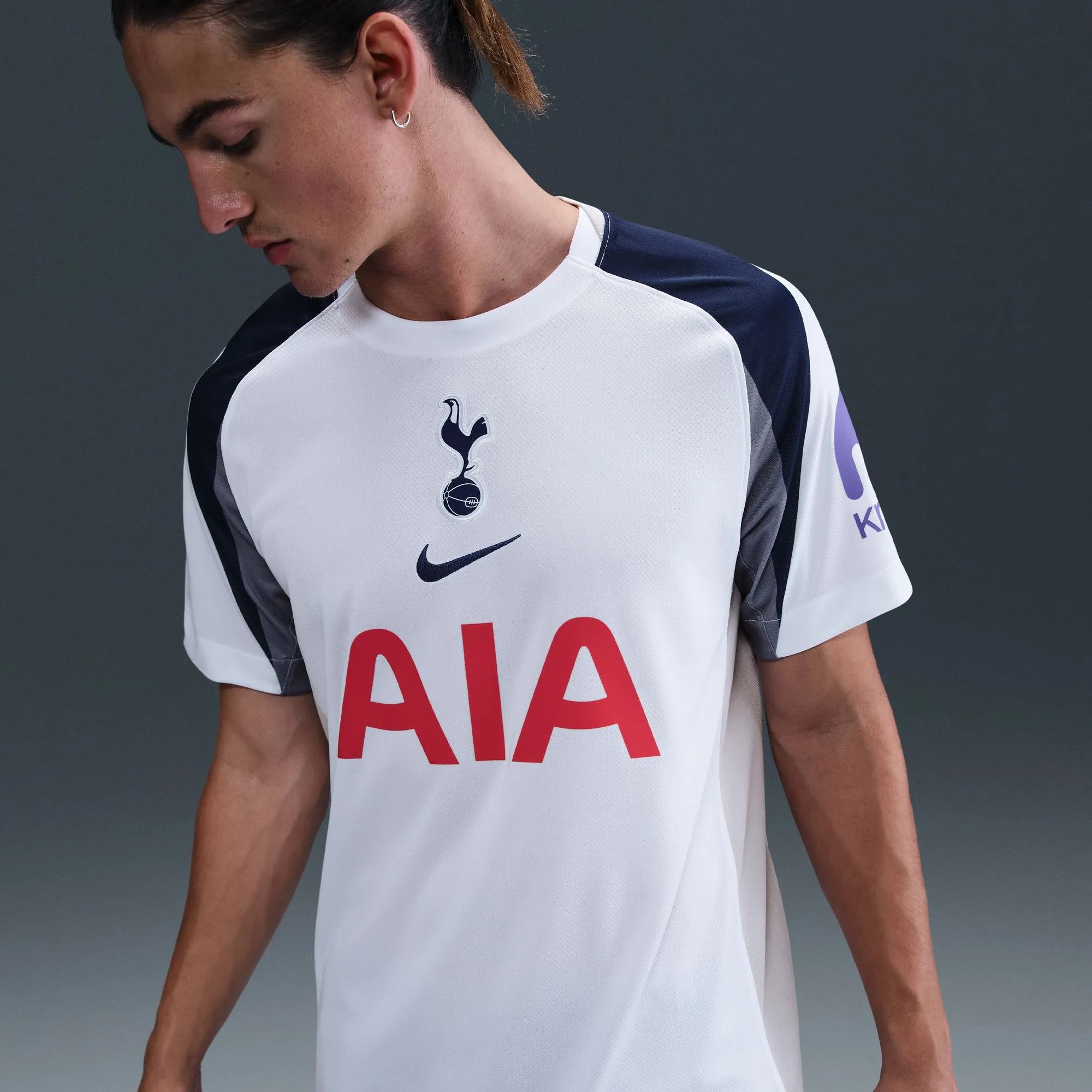Nike 2025-26 Tottenham Men's Stadium Home Soccer Jersey (Detail 1)