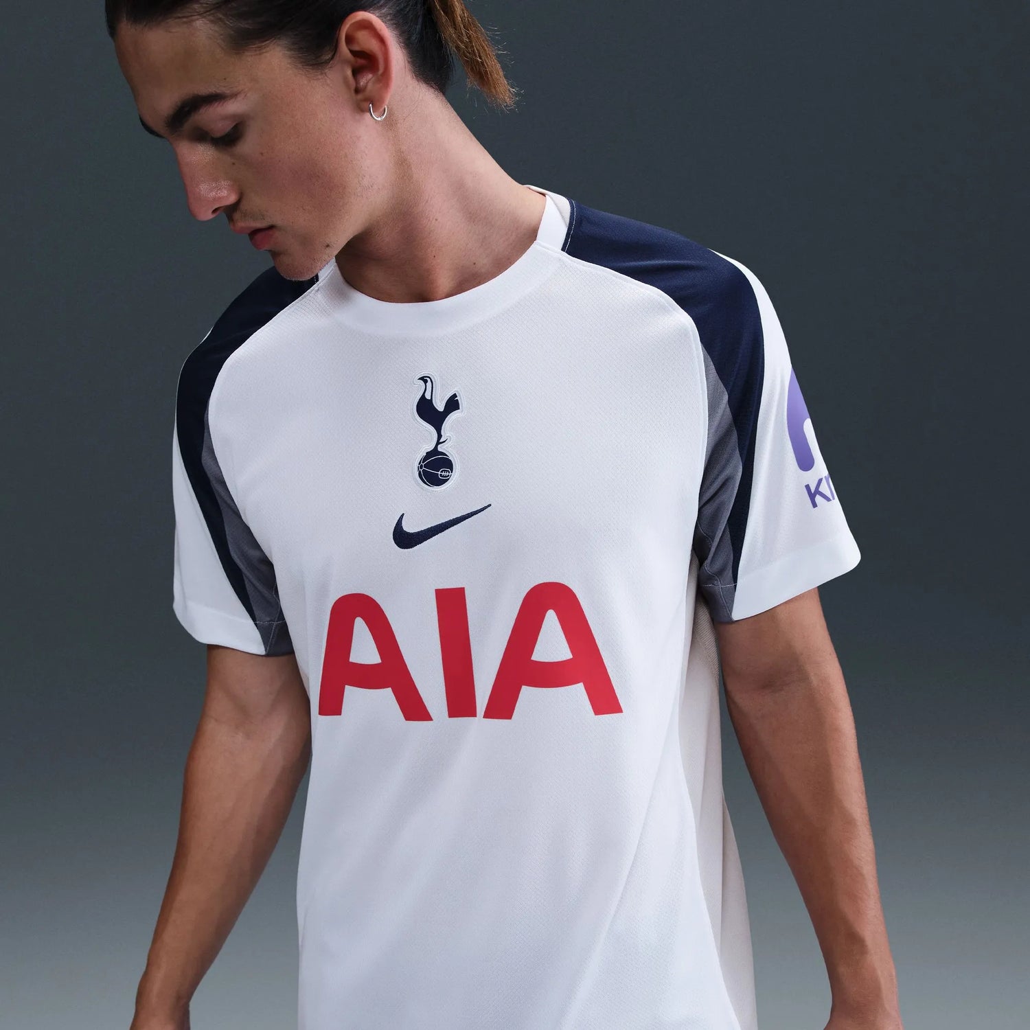 Nike 2025-26 Tottenham Men's Stadium Home Soccer Jersey (Detail 1)