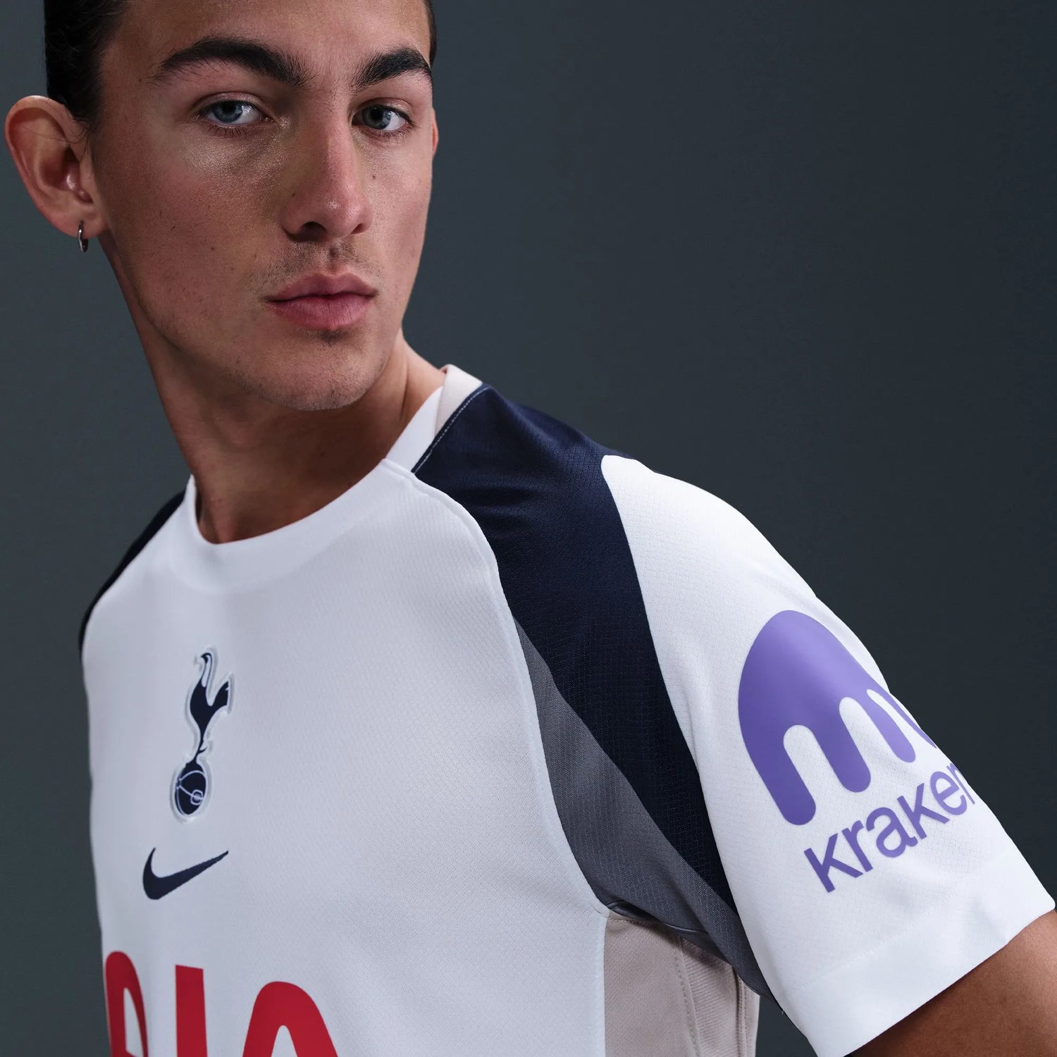 Nike 2025-26 Tottenham Men's Stadium Home Soccer Jersey (Detail 2)