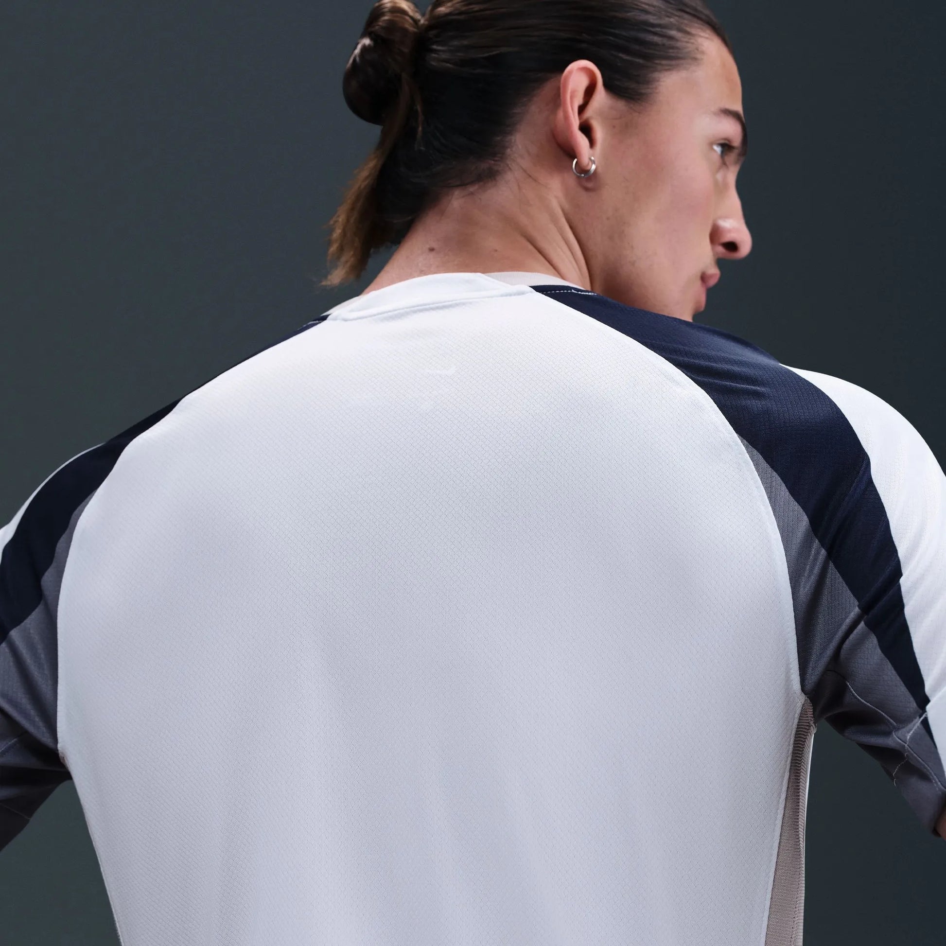 Nike 2025-26 Tottenham Men's Stadium Home Soccer Jersey (Detail 3)