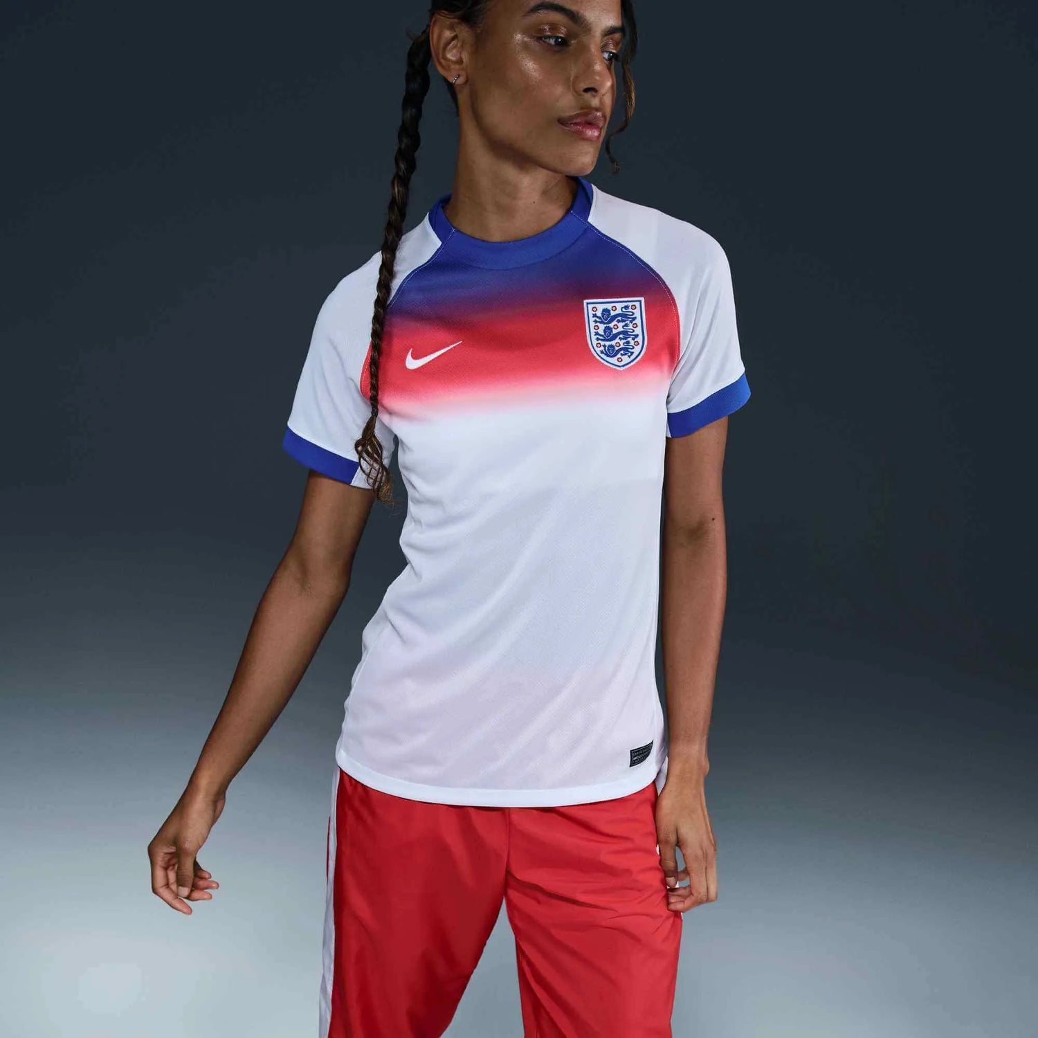 Nike 2025 England Women's Stadium Home Soccer Jersey (Model - Front)