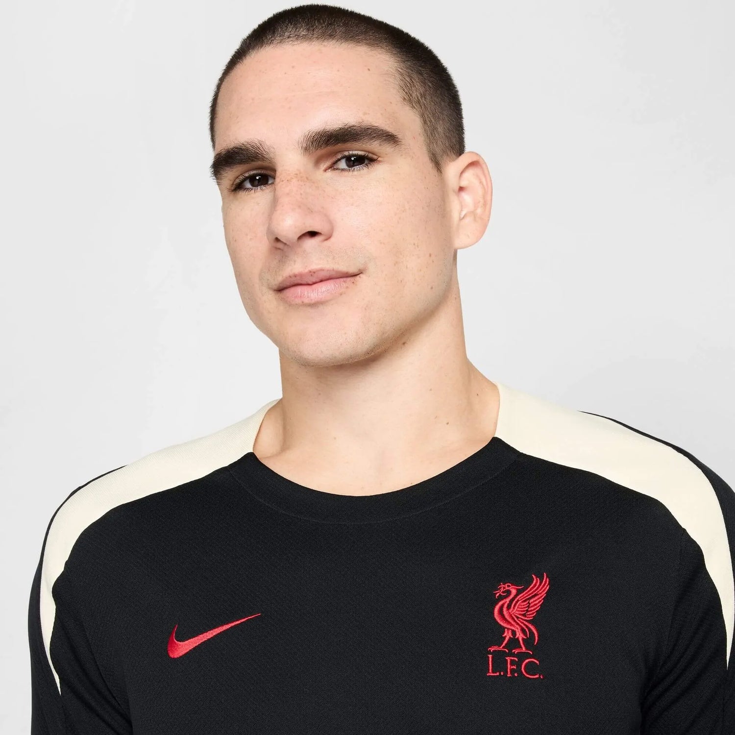 Nike 2025 Liverpool Men's Strike Training Jersey Black/Coconut Milk/Gym Red (Detail 1)