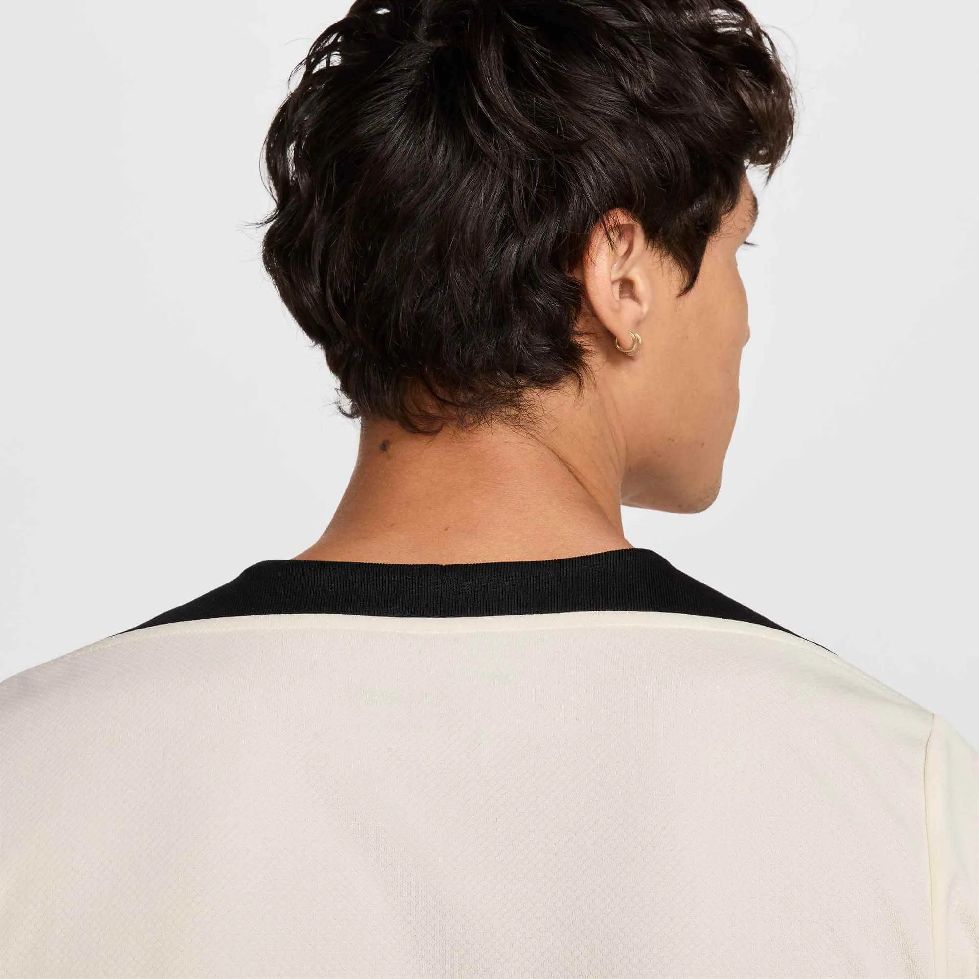 Nike 2025 Liverpool Men's Strike Training Jersey (Detail 2)