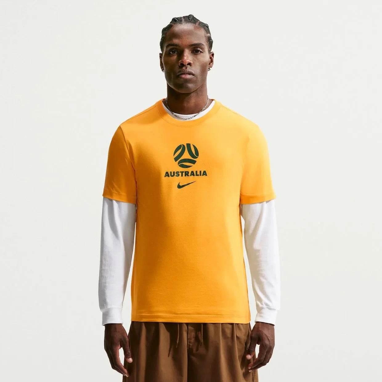 Nike 2026-27 Australia Men's Crest Tee (Model - Front)