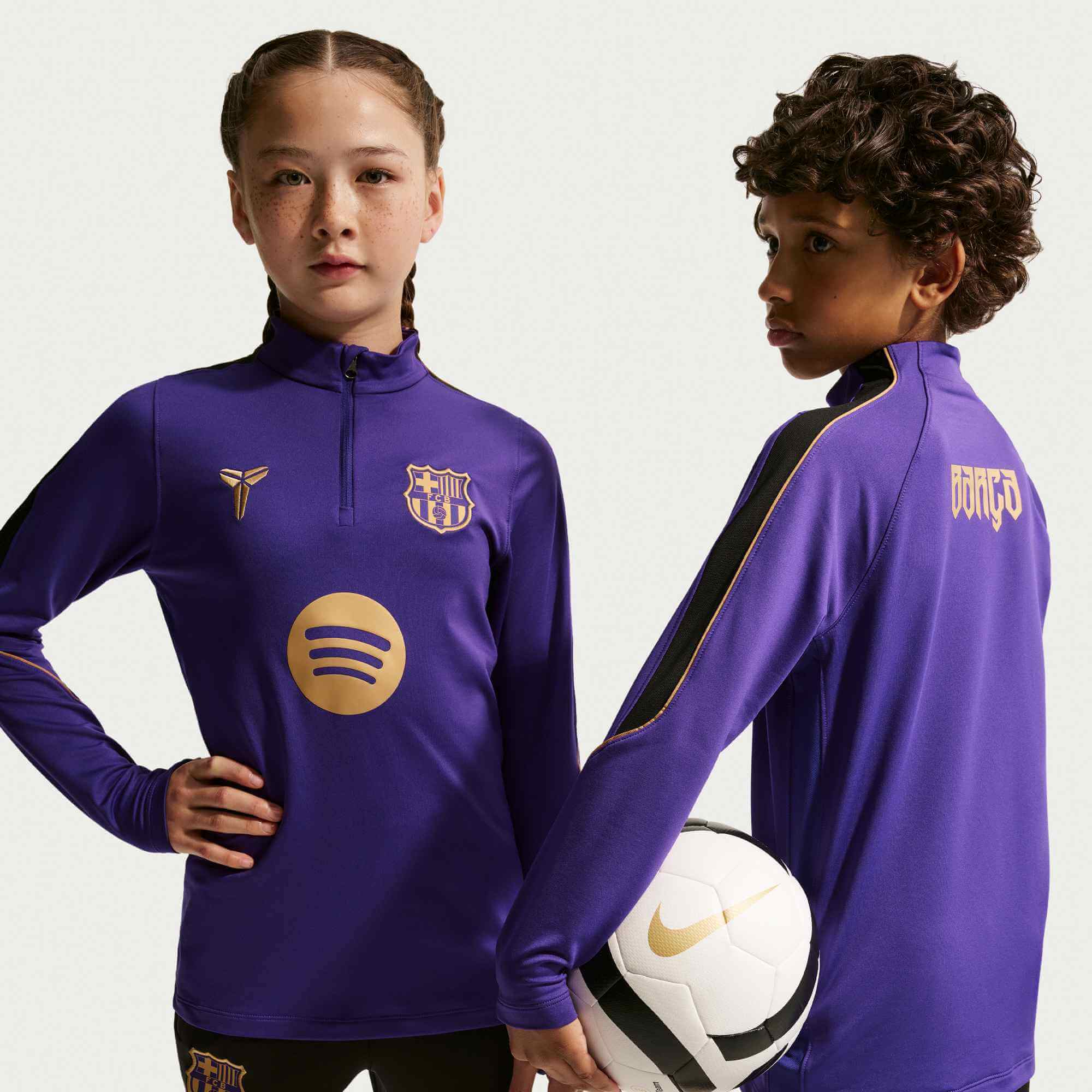 Nike 2026-27 Barcelona Away Youth Strike Drill Top (Models - Front)
