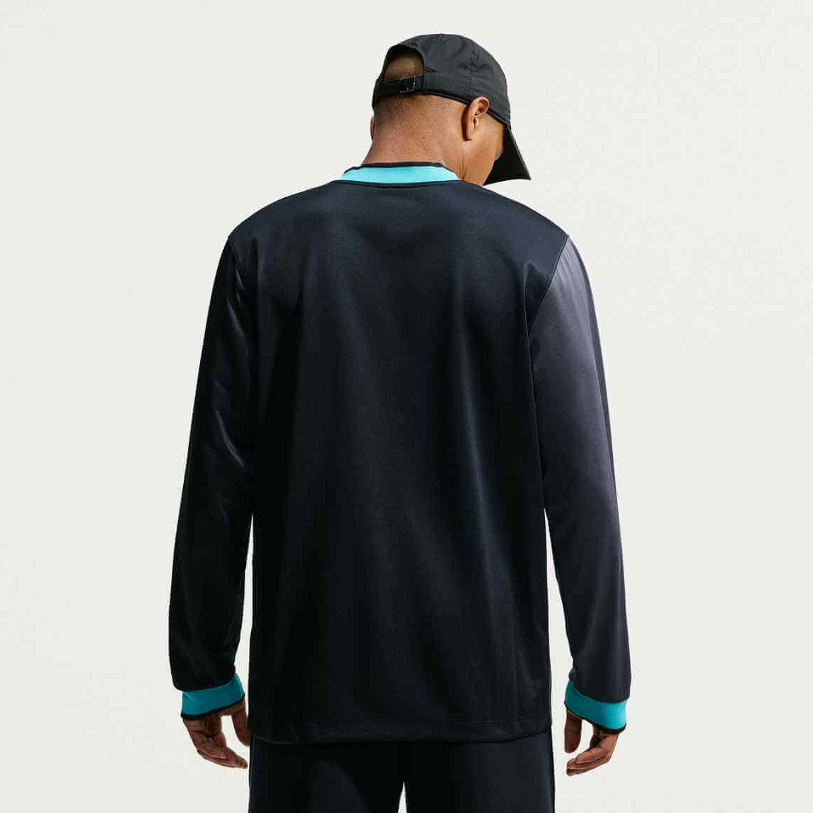 Nike 2026-27 Barcelona Men's Energy Third Long-Sleeve Soccer Jersey (Model - Back)