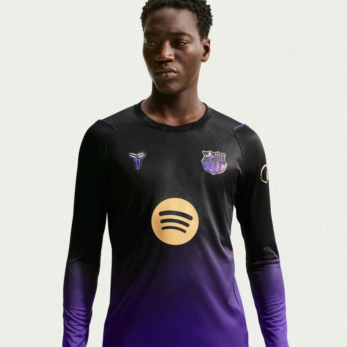 Nike 2026-27 Barcelona Men's Stadium Away Long-Sleeve Soccer Jersey (Detail 1)