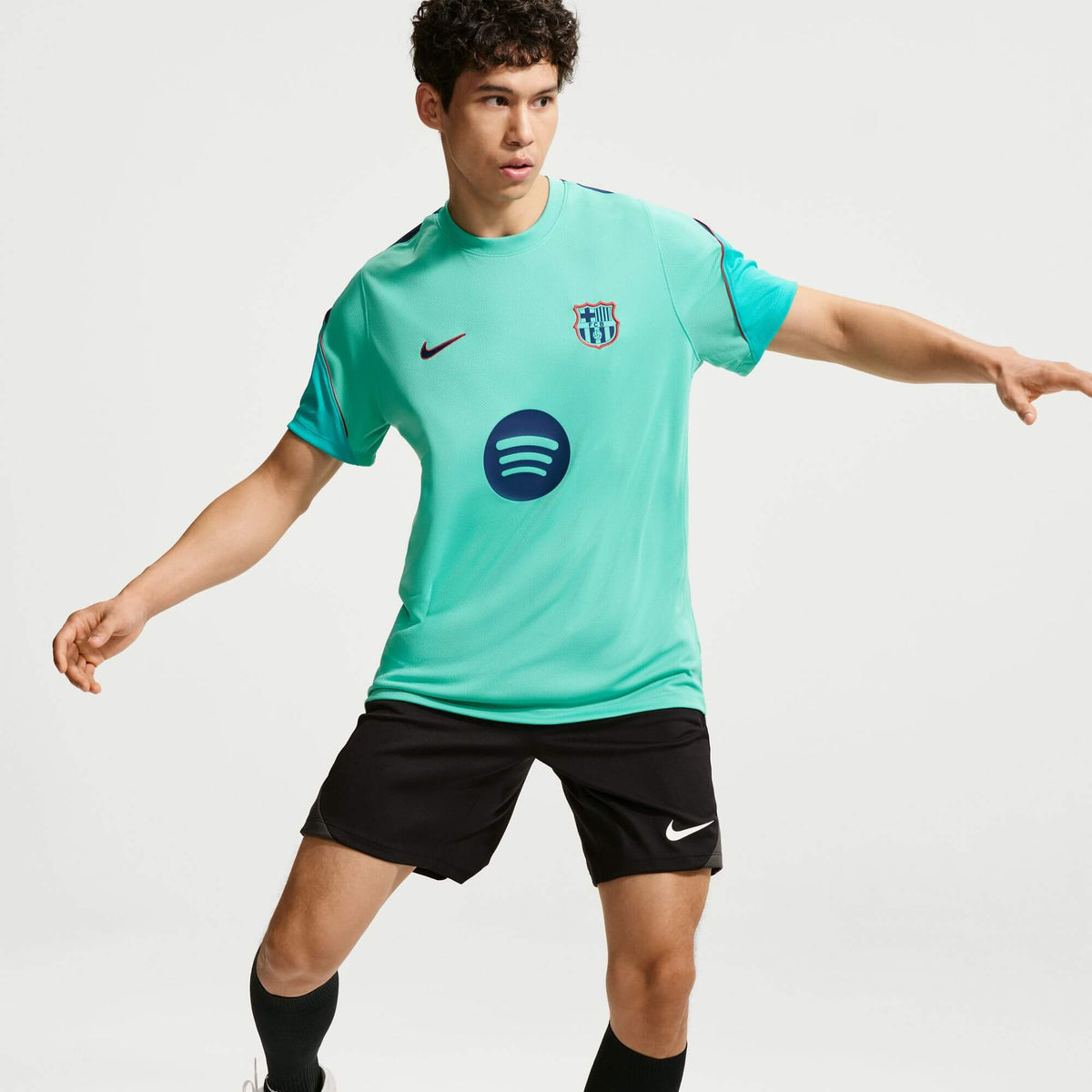 Nike 2026-27 Barcelona Men's Third Dri-Fit Strike Top (Model - Side)