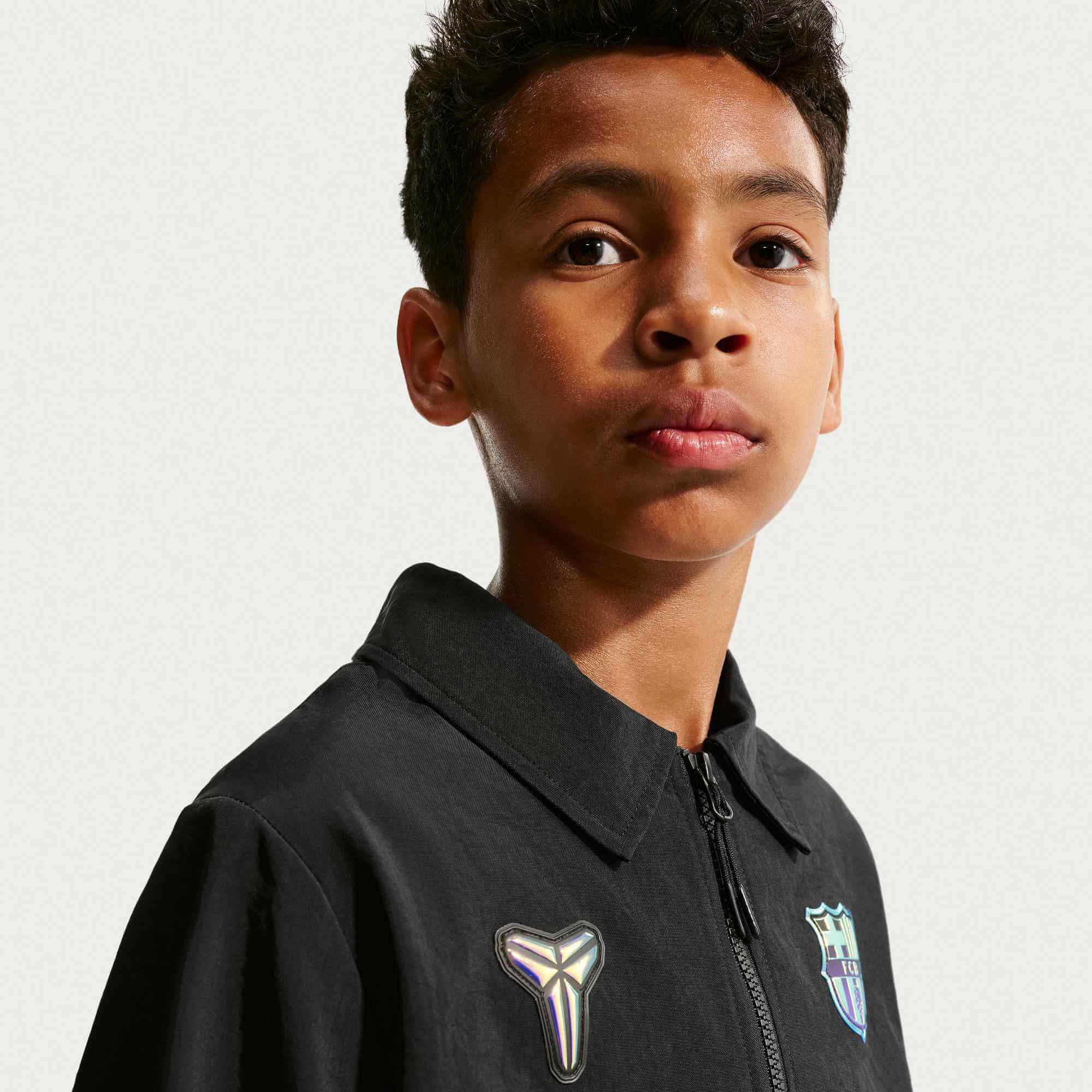 Nike 2026-27 Barcelona Youth KB Away Woven Jacket (Detail 1)