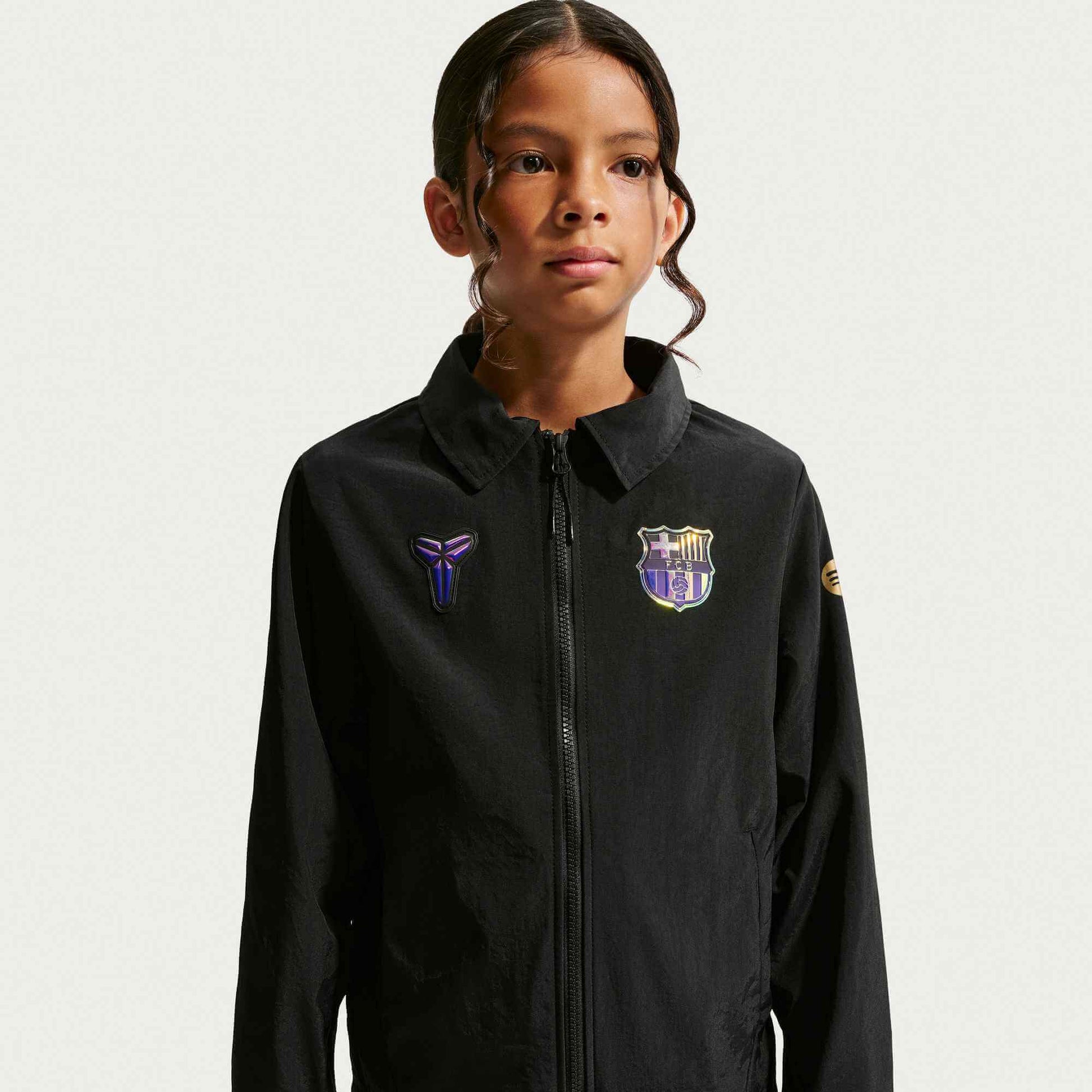 Nike 2026-27 Barcelona Youth KB Away Woven Jacket (Model 1 - Front)