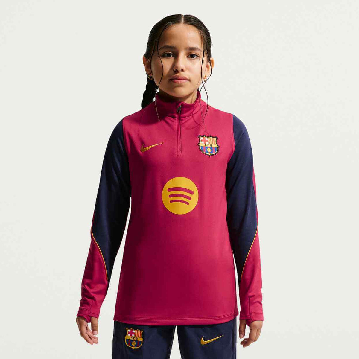 Nike 2026-27 Barcelona Youth Strike Drill Top (Model - Front)