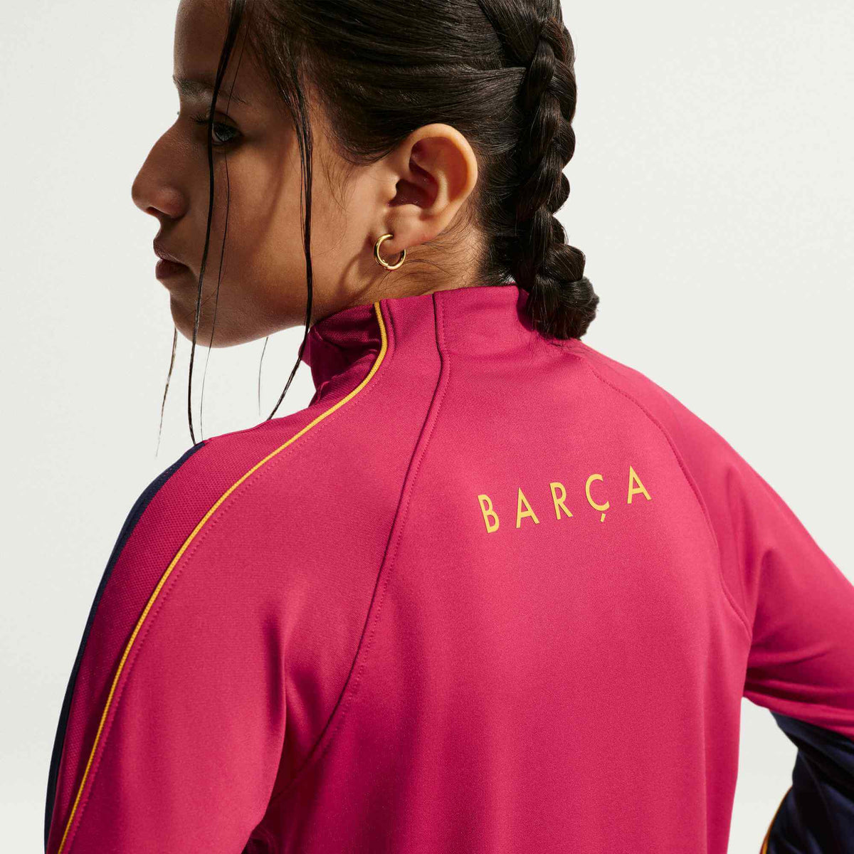 Nike 2026-27 Barcelona Youth Strike Drill Top (Model 1 - Back)
