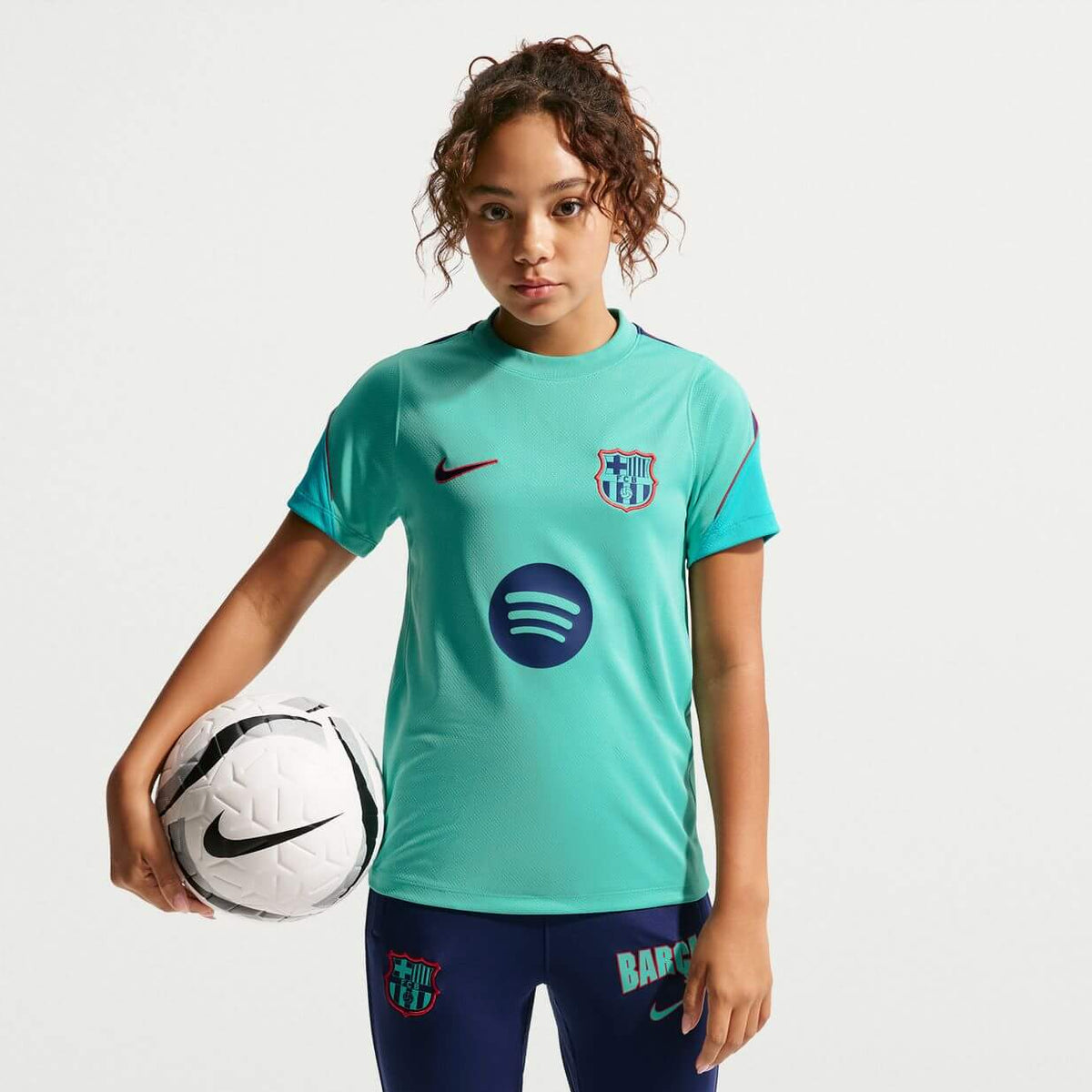 Nike 2026-27 Barcelona Youth Third Dri-Fit Strike Top (Model - Front)