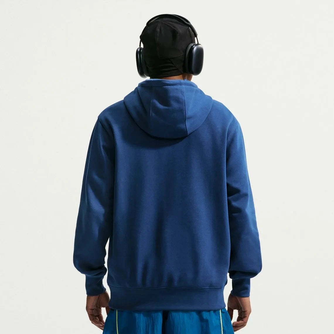 Nike 2026-27 Brazil Men's Club French Terry Pullover Hoodie (Model - Back)