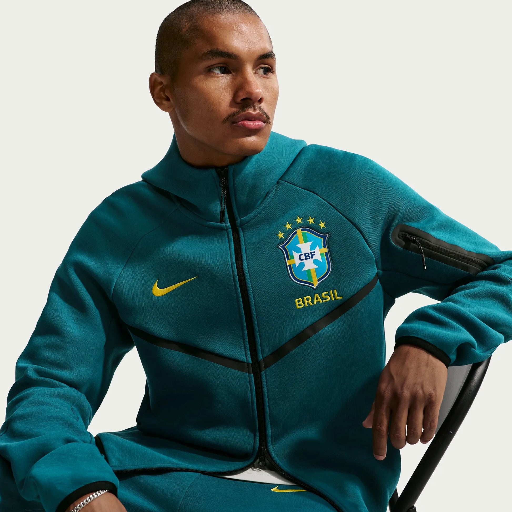 Nike 2026-27 Brazil Men's Full-Zip Tech Fleece Hoodie (Detail 2)