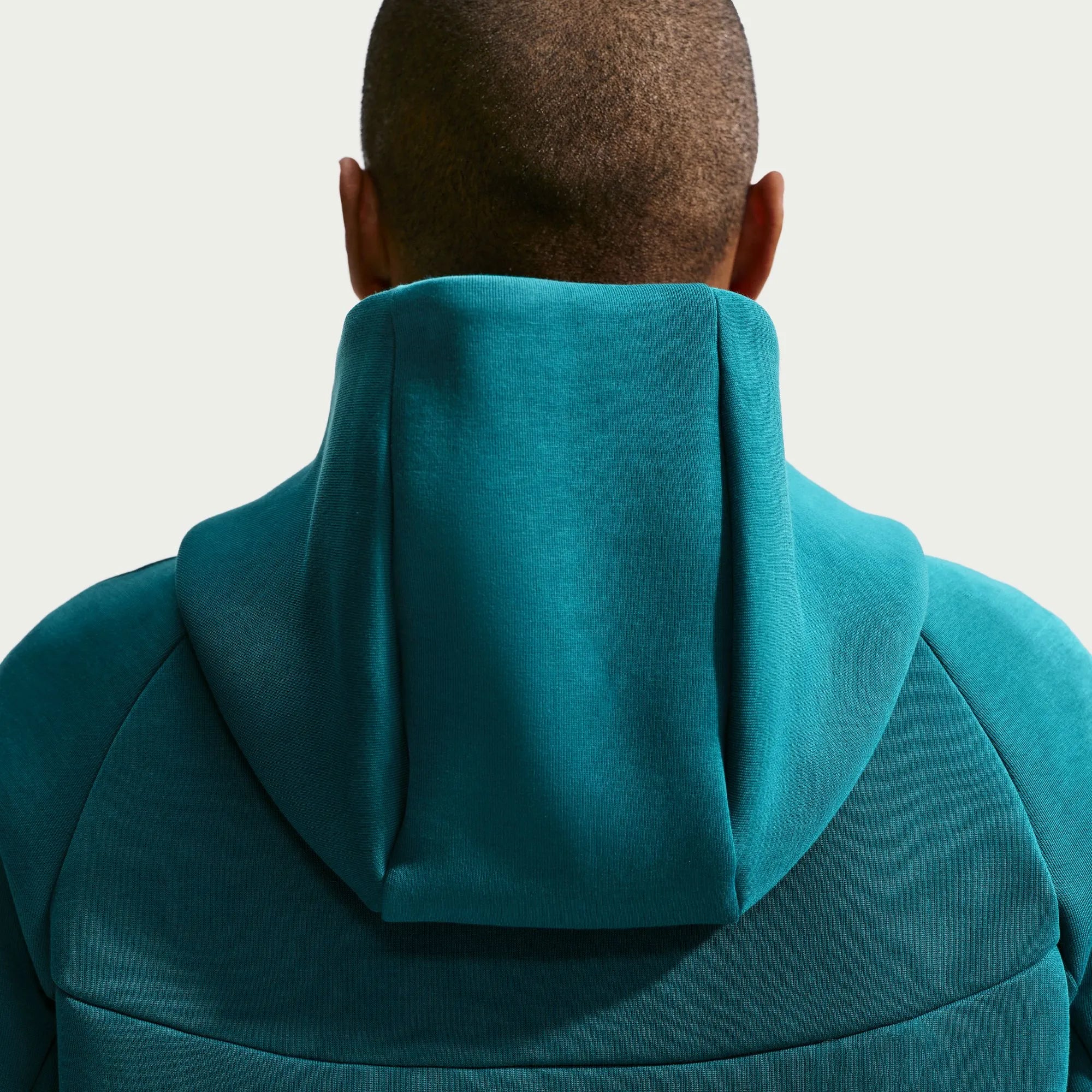 Nike 2026-27 Brazil Men's Full-Zip Tech Fleece Hoodie (Detail 3)