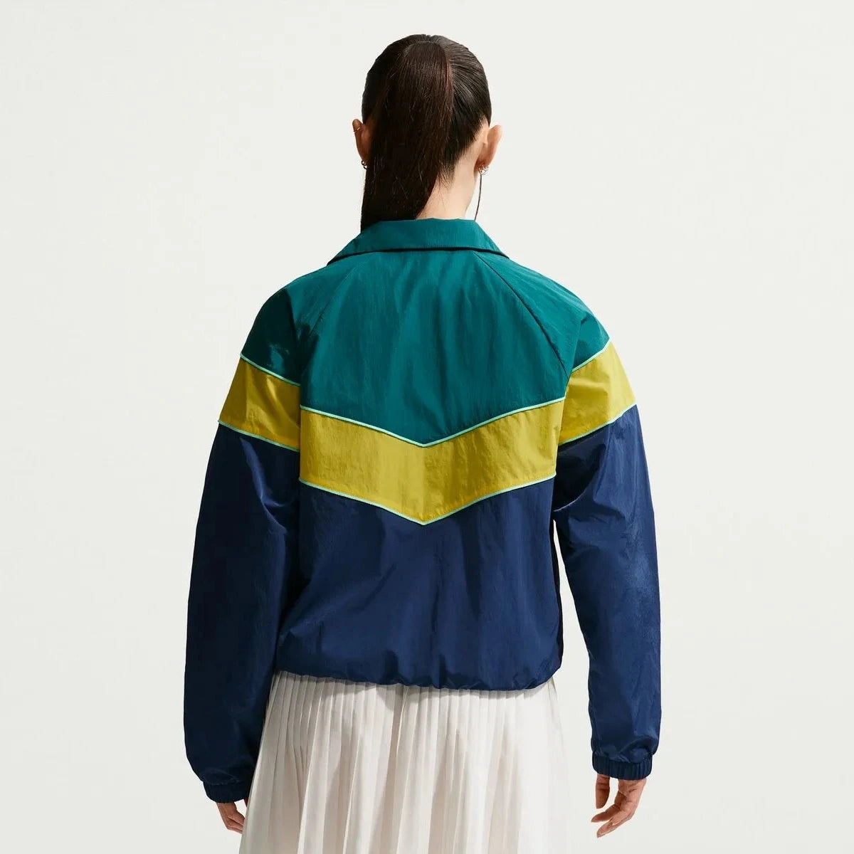 Nike 2026-27 Brazil Women's UV Woven Jacket (Model - Back)