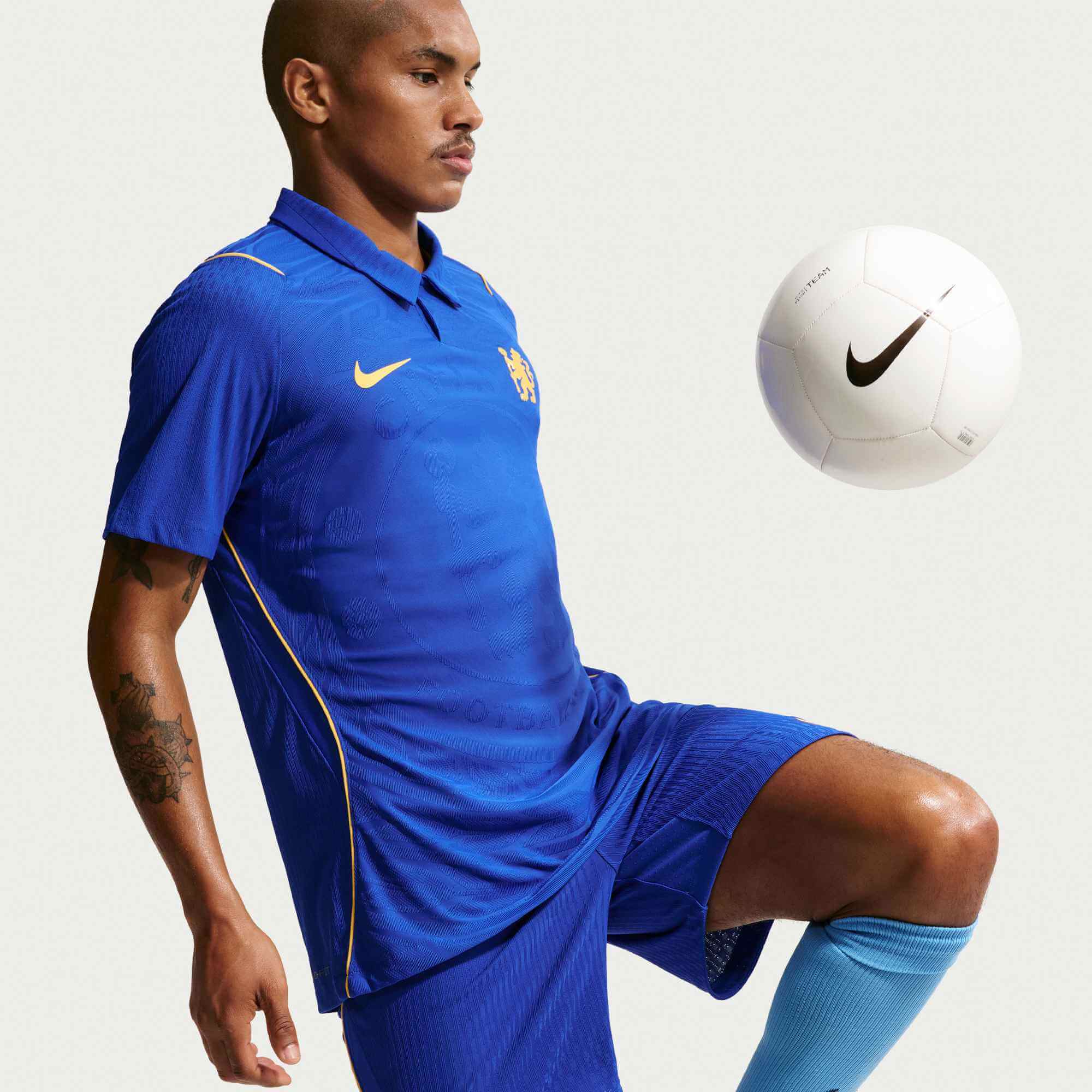 Nike 2026-27 Chelsea Men's Authentic Home Soccer Jersey (Model - Side)