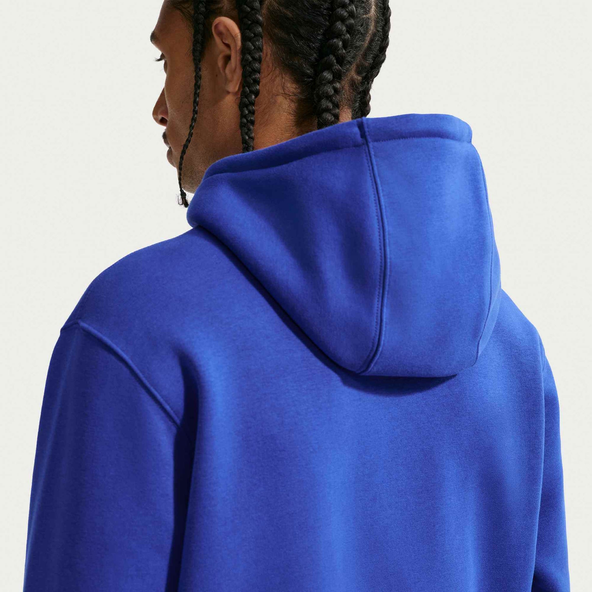 Nike 2026-27 Chelsea Men's Club Pullover Hoodie (Detail 1)