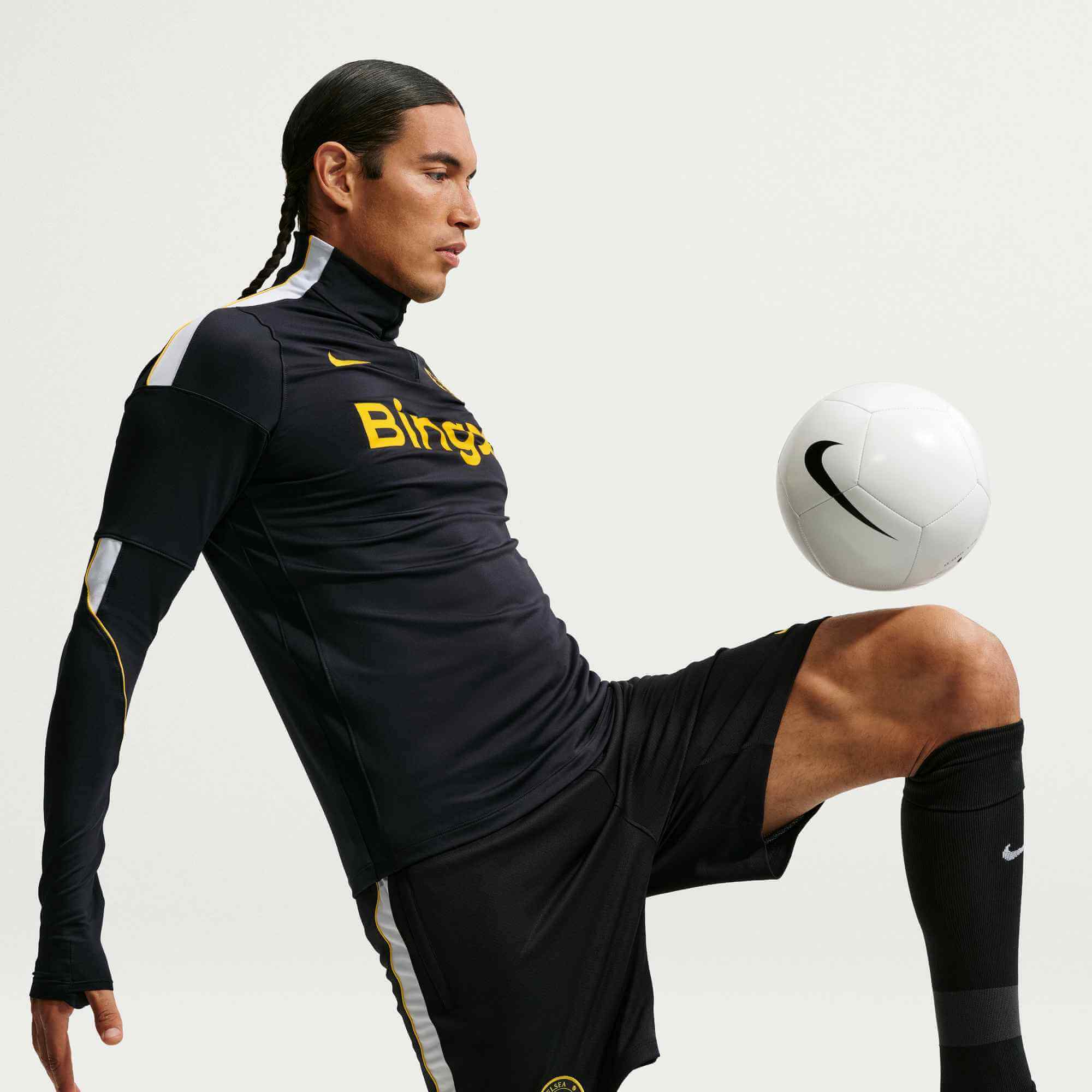 Nike 2026-27 Chelsea Men's Dri-Fit Strike Drill Top – ProSoccer
