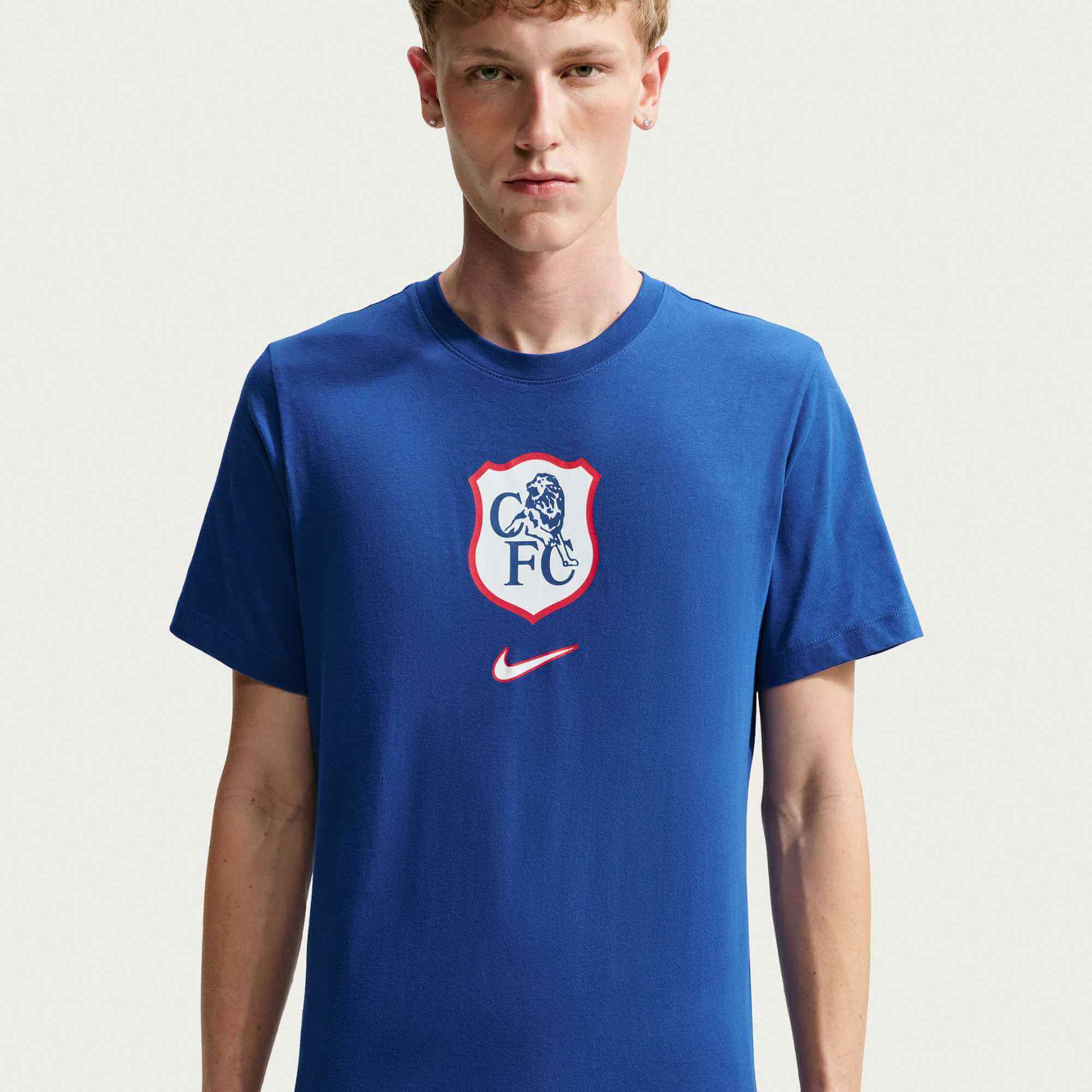 Nike 2026-27 Chelsea Men's Shield Crest Tee (Front)