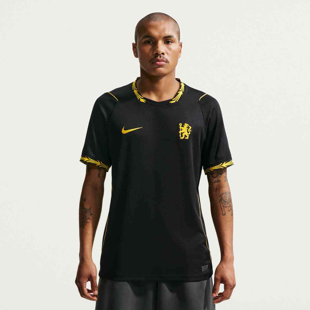 Nike 2026-27 Chelsea Men's Stadium Away Soccer Jersey (Model - Front)