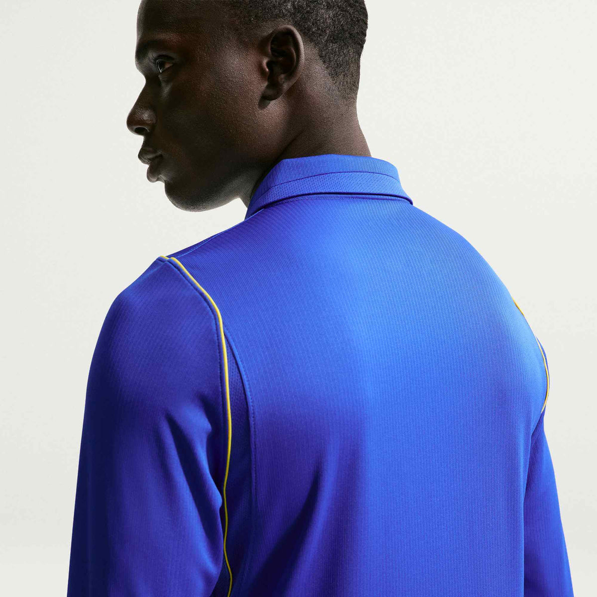 Nike 2026-27 Chelsea Men's Stadium Home Long-Sleeve Soccer Jersey (Detail 2)