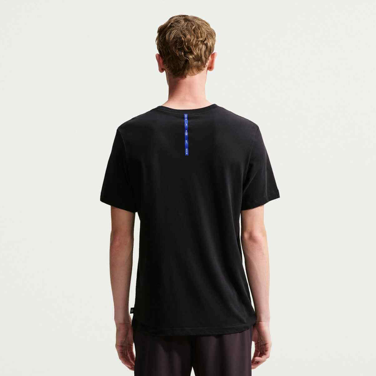 Nike 2026-27 Chelsea Men's Tee (Model - Back)