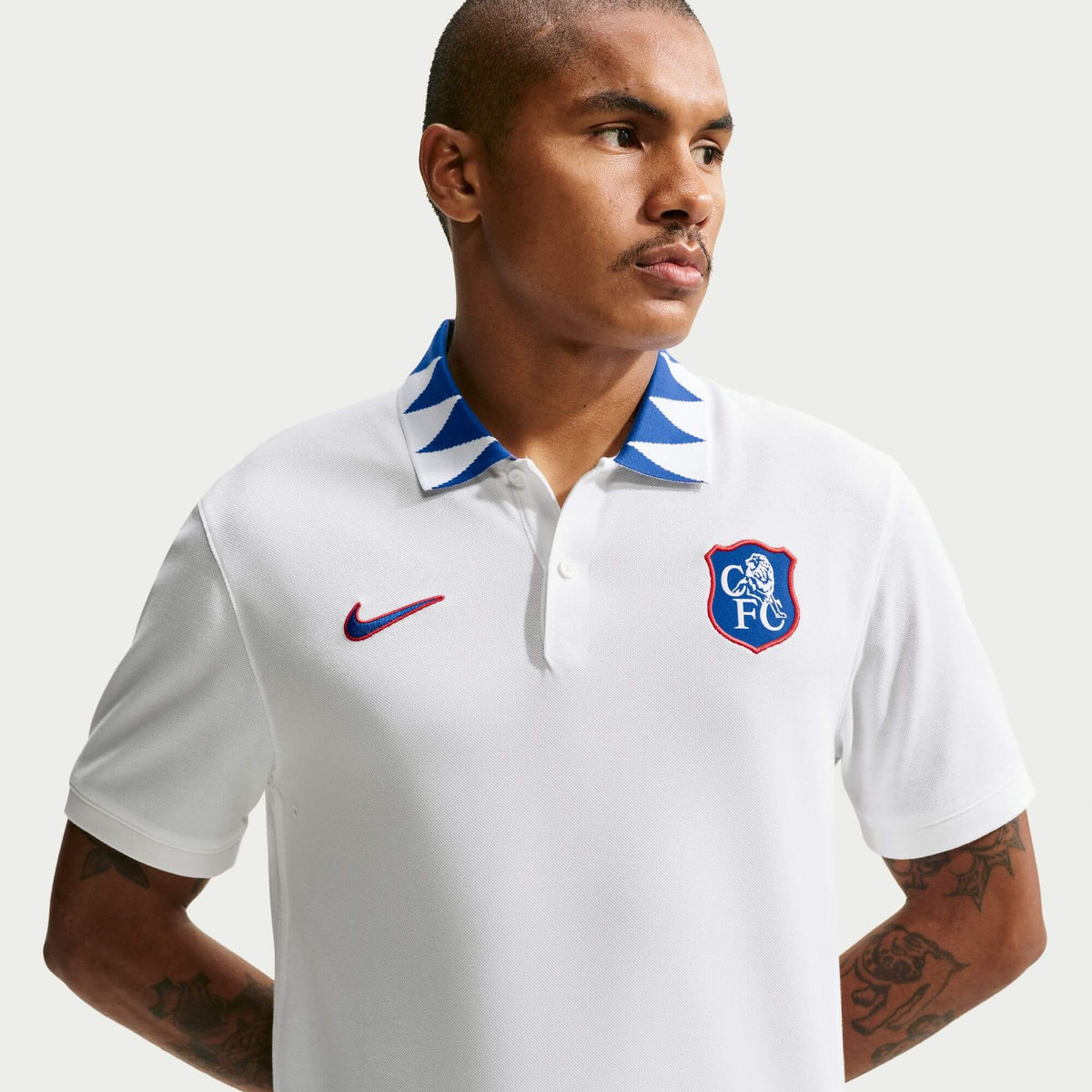Nike 2026-27 Chelsea Men's The Nike Polo 2.0 (Detail 1)