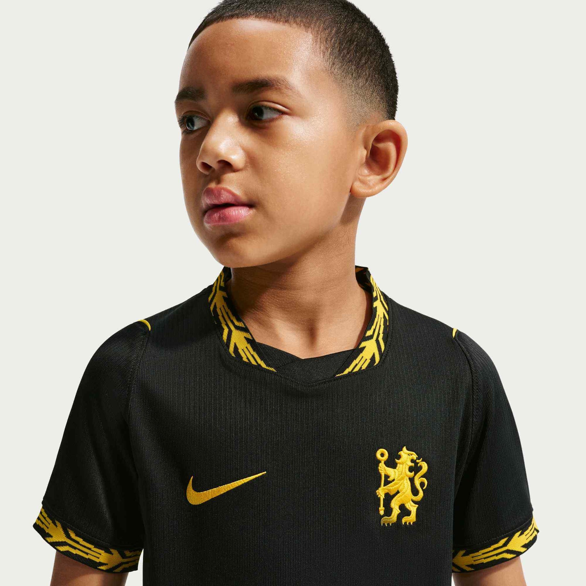 Nike 2026-27 Chelsea Youth Stadium Away Soccer Jersey (Model 1 - Front)