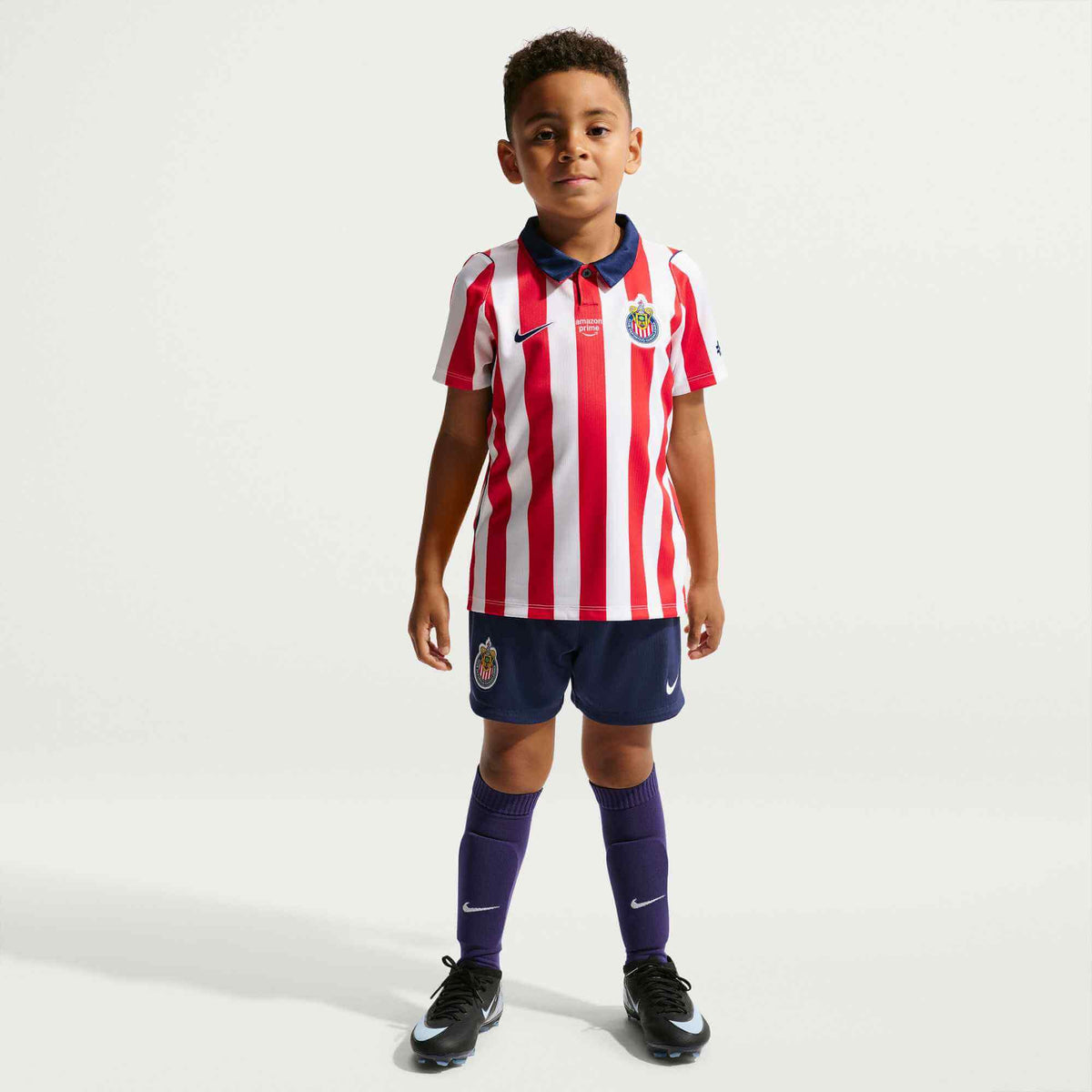 Nike 2026-27 Chivas Little Kid's Stadium Home Kit (Model - Front)