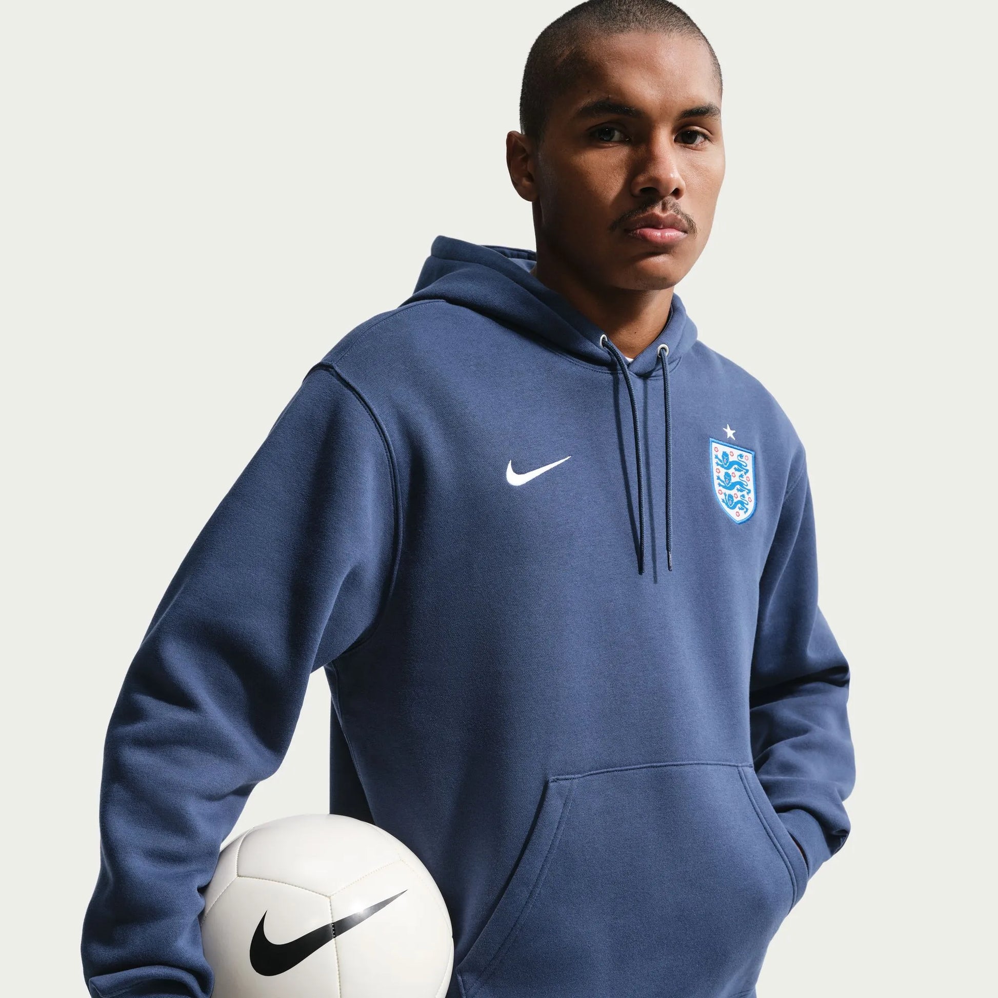 Nike 2026-27 England Men's Club Pullover Hoodie