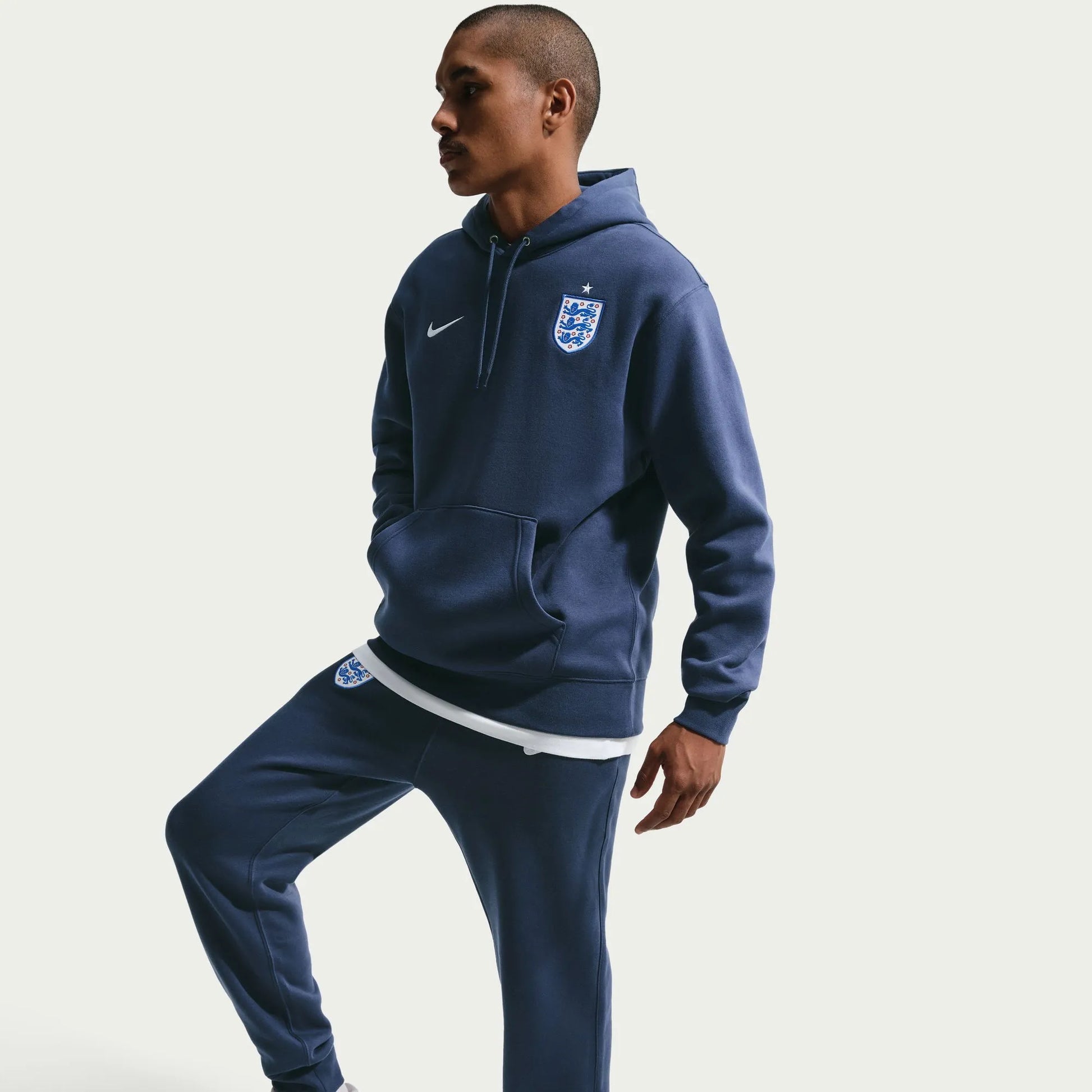 Nike 2026-27 England Men's Club Pullover Hoodie