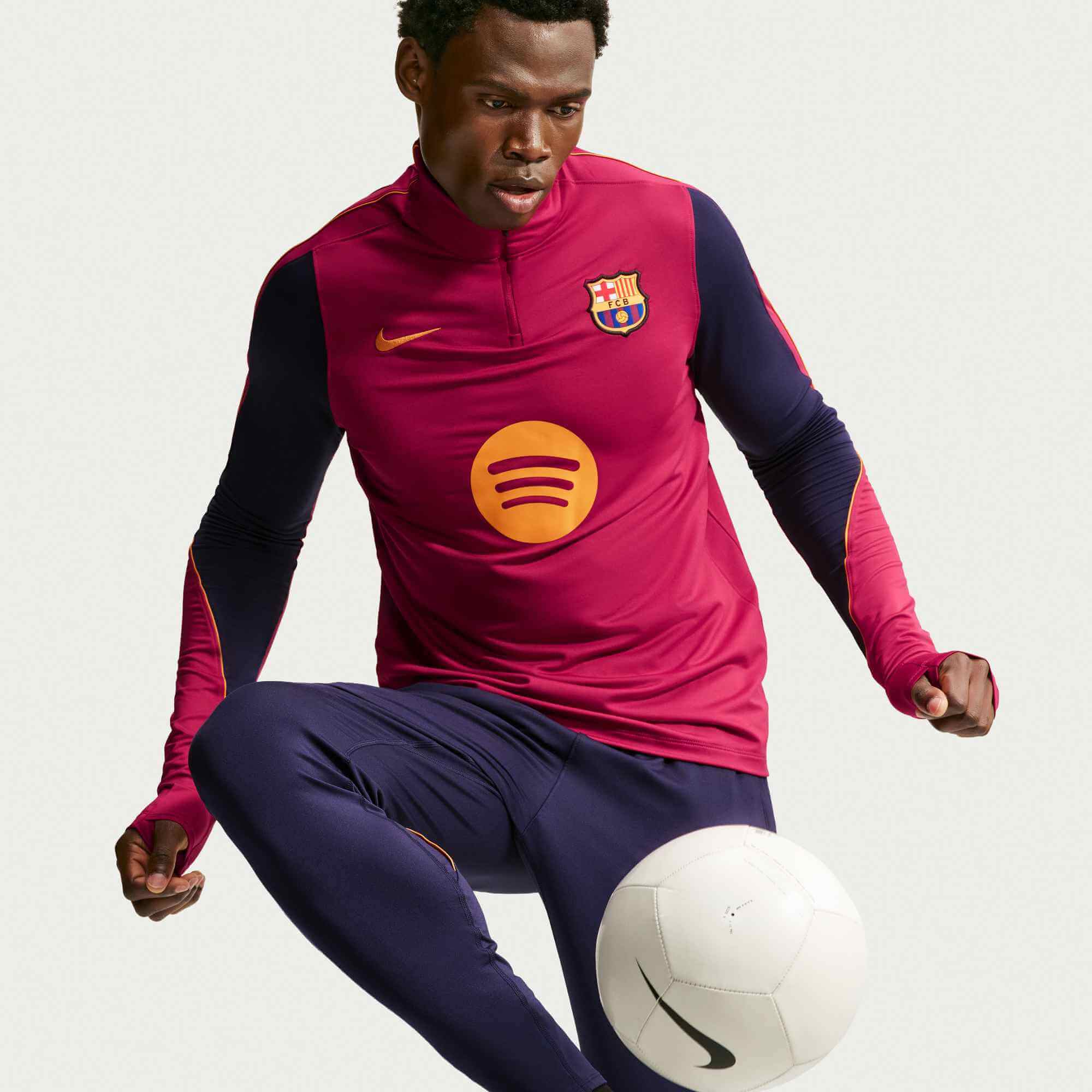 Nike 2026-27 FC Barcelona Men's Dri-Fit Strike Drill Top (Model - Side)