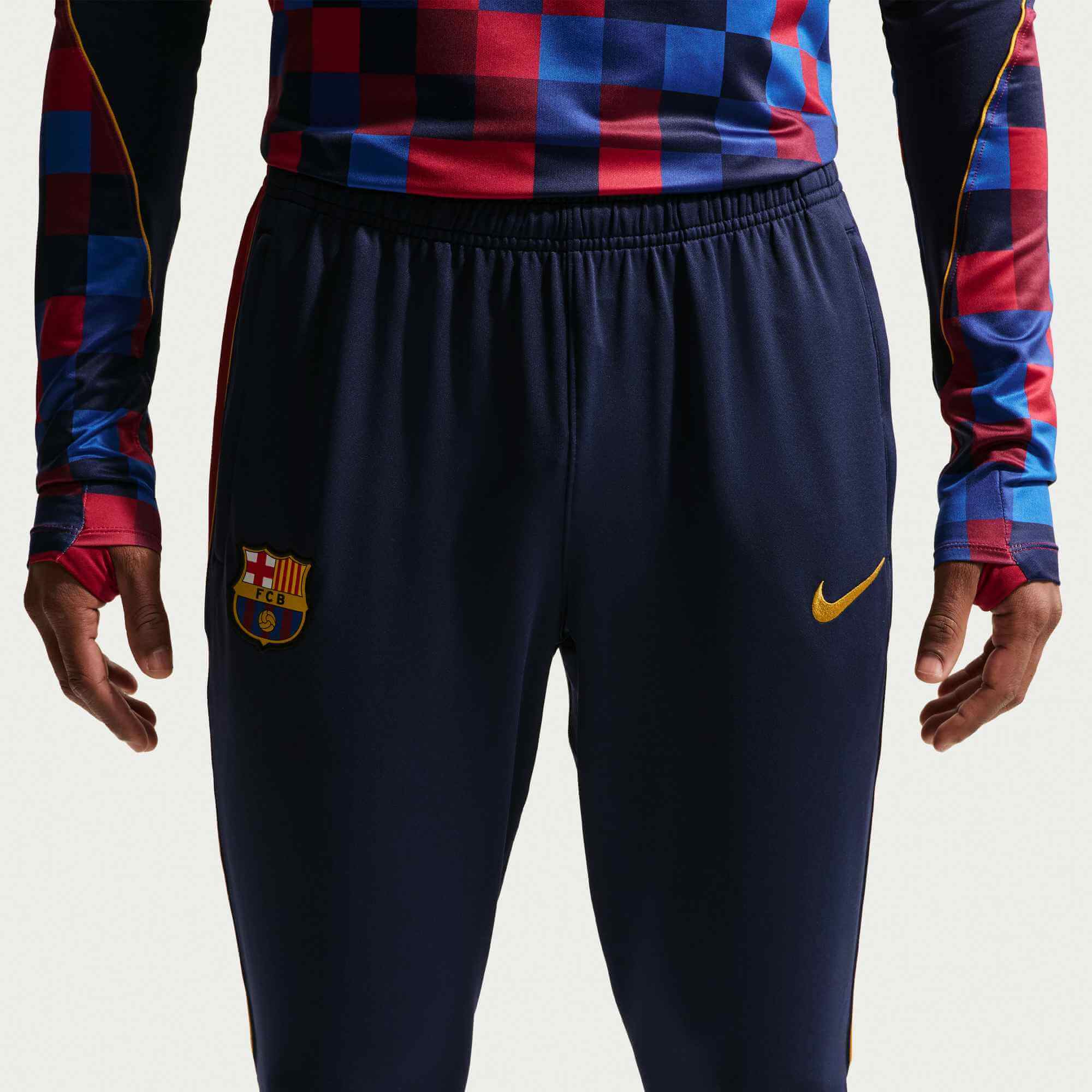 Nike 2026-27 FC Barcelona Men's Strike KPZ Pants (Front)