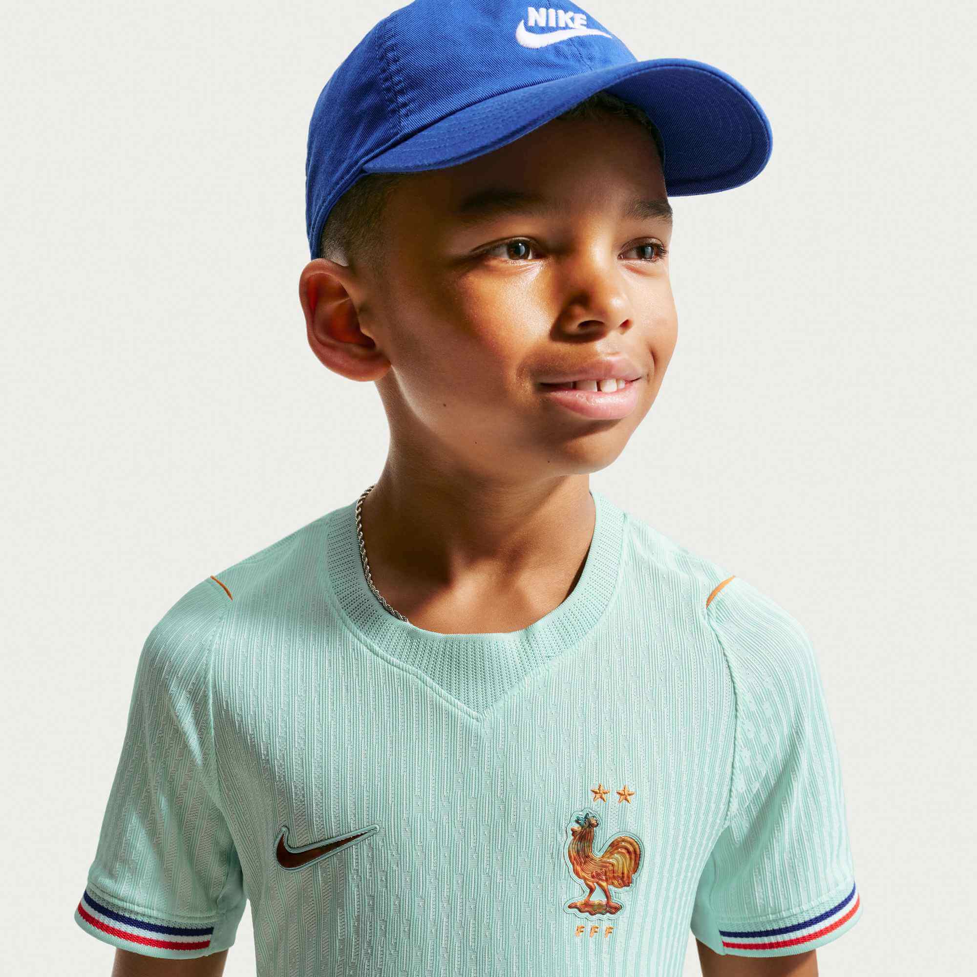 Nike 2026-27 France Youth Authentic Away Soccer Jersey (Model 2 - Front)